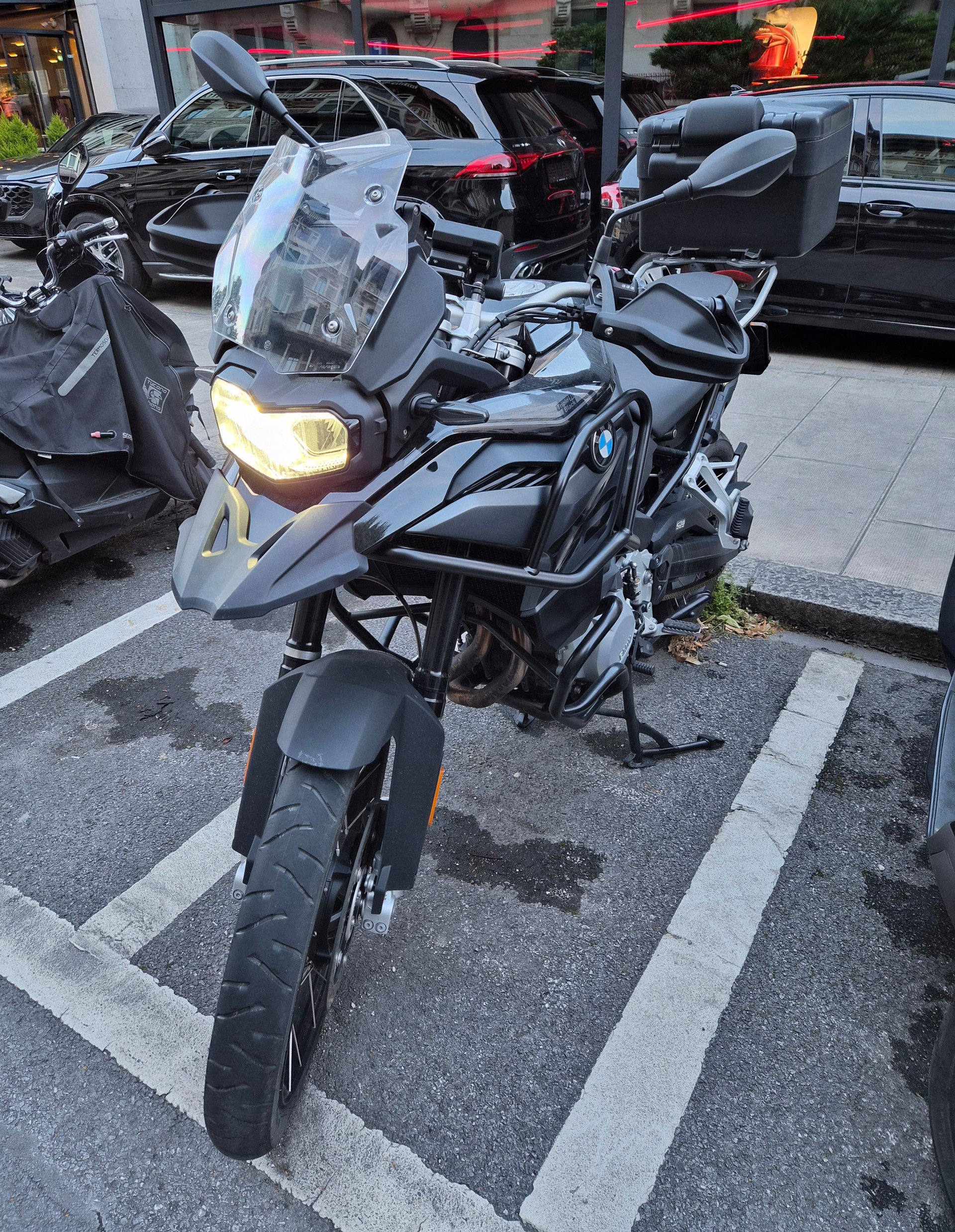 BMW F 850 GS Adventure-image-3