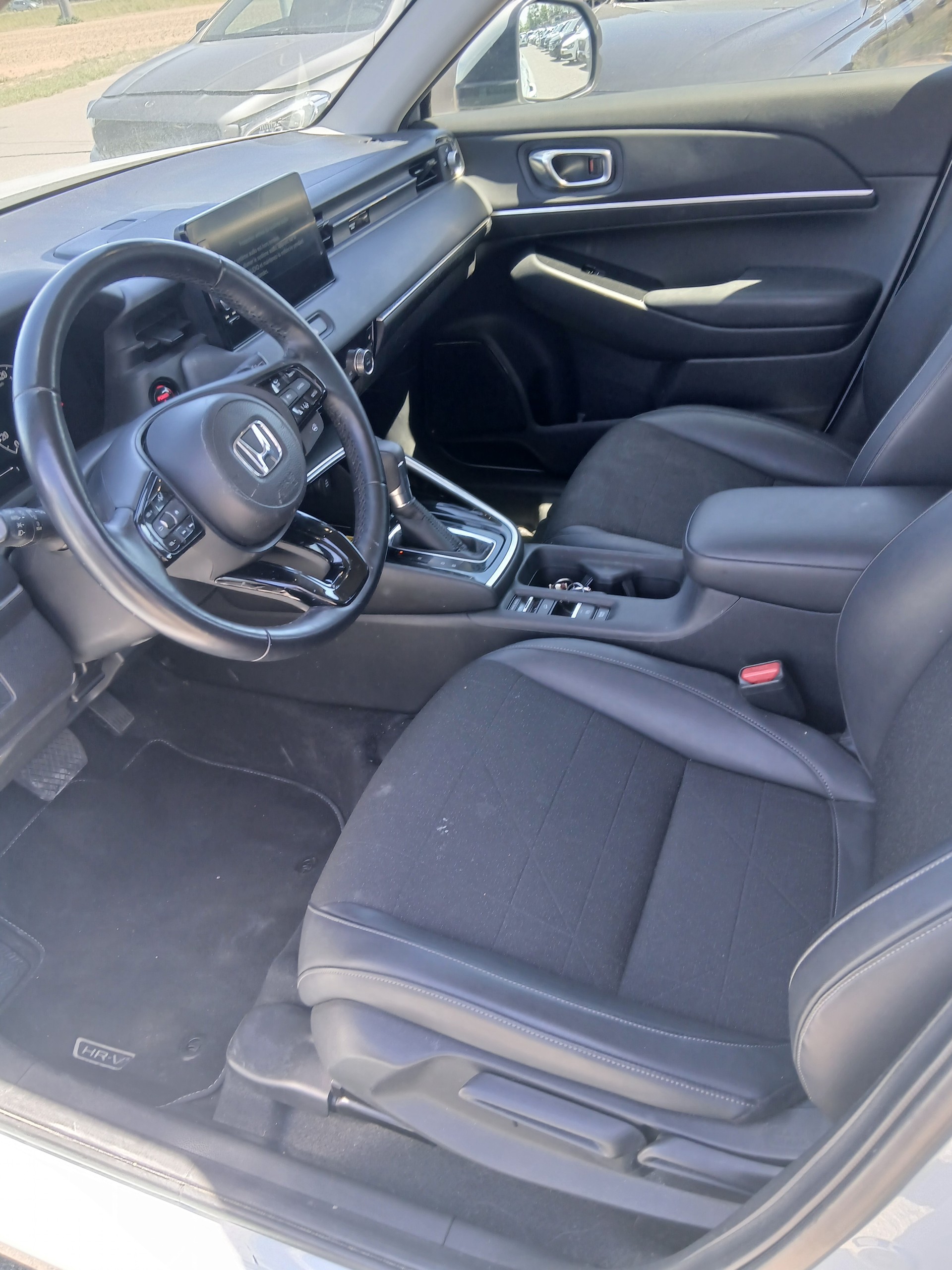 HONDA HR-V 1.5i-MMD Elegance CVT-image-6