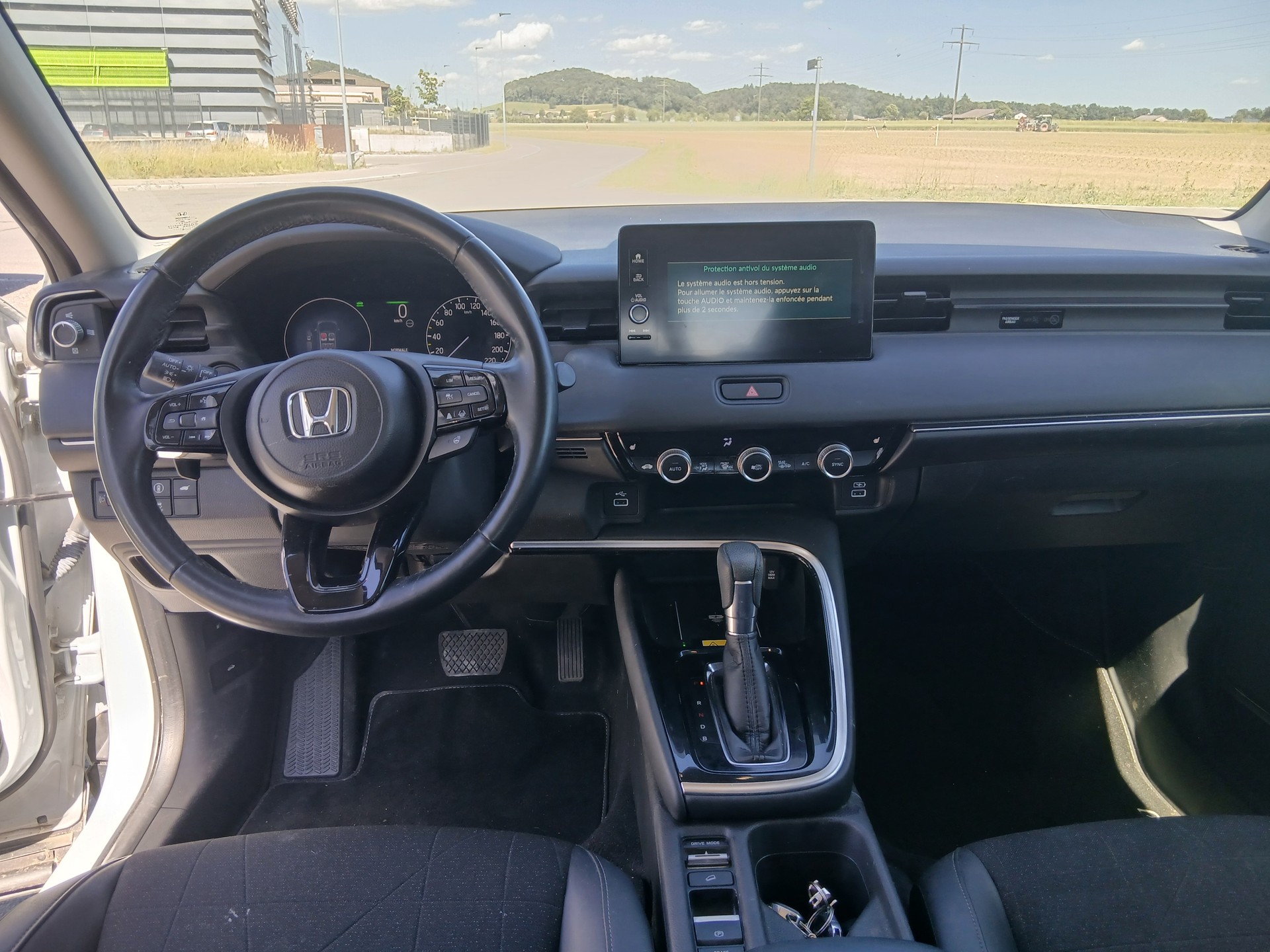 HONDA HR-V 1.5i-MMD Elegance CVT-image-5