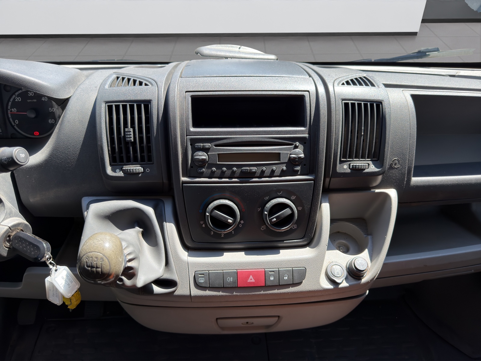 FIAT Ducato 15 2.3 JTD-image-14