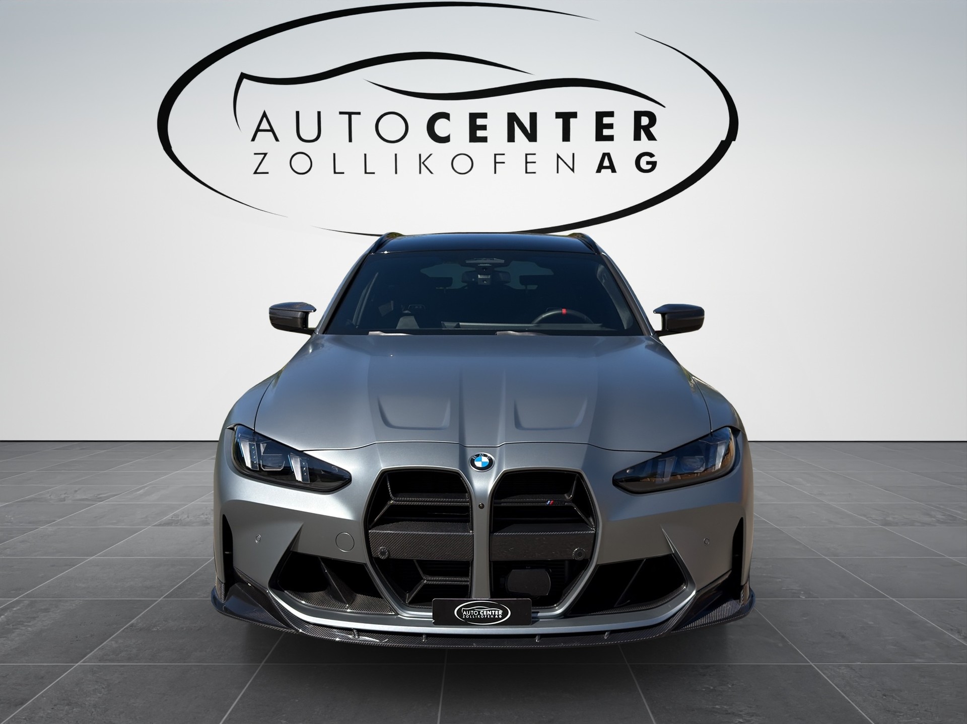 BMW M3 Touring xDrive Competition M-showroom-element-2