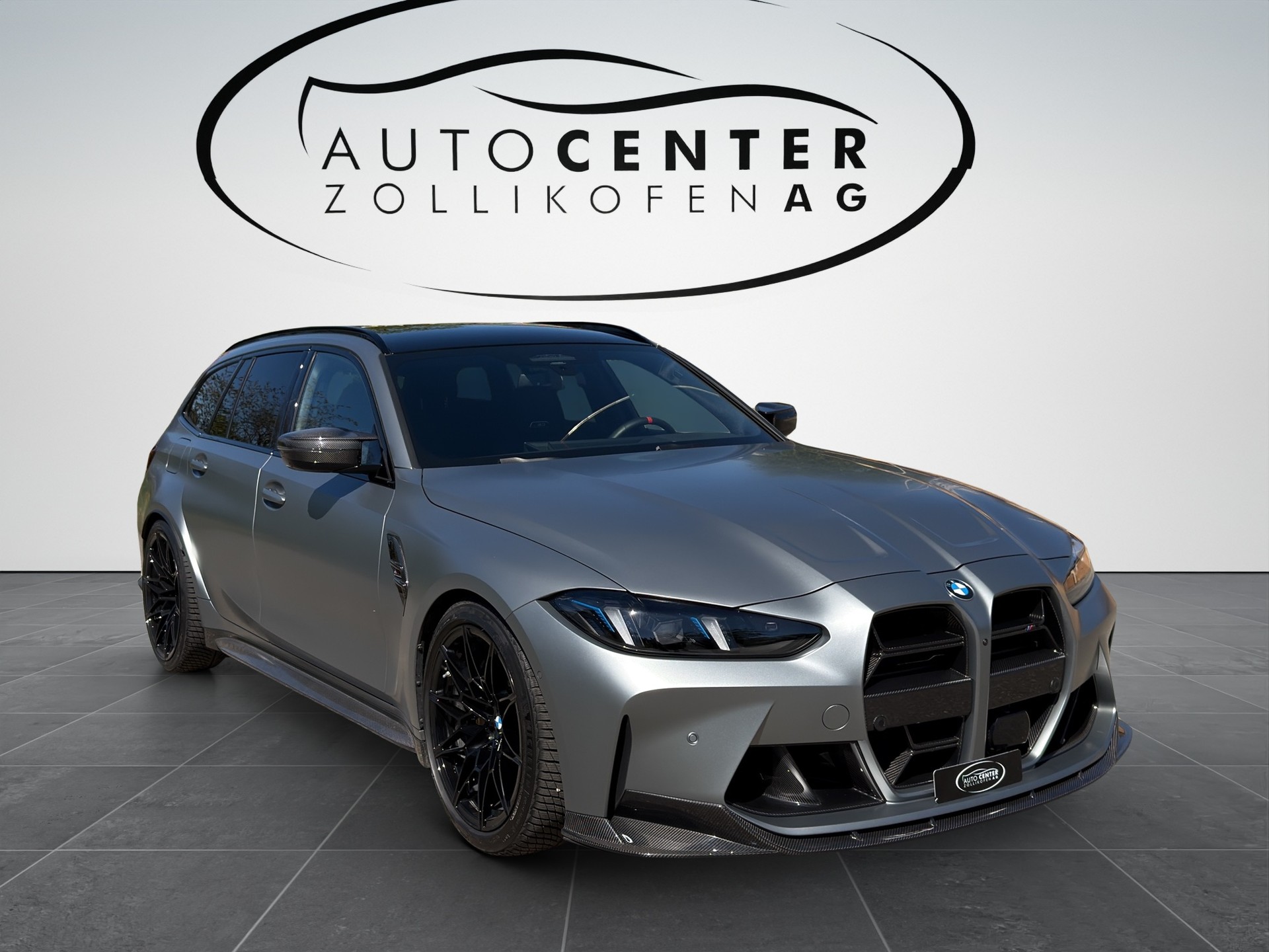 BMW M3 Touring xDrive Competition M-showroom-element-1