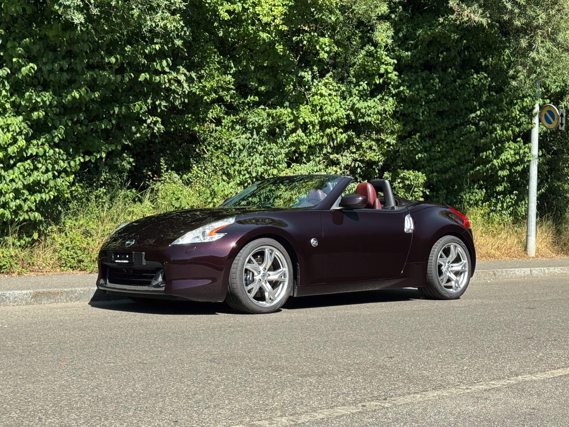 NISSAN 370 Z Roadster Pack-showroom-element-2