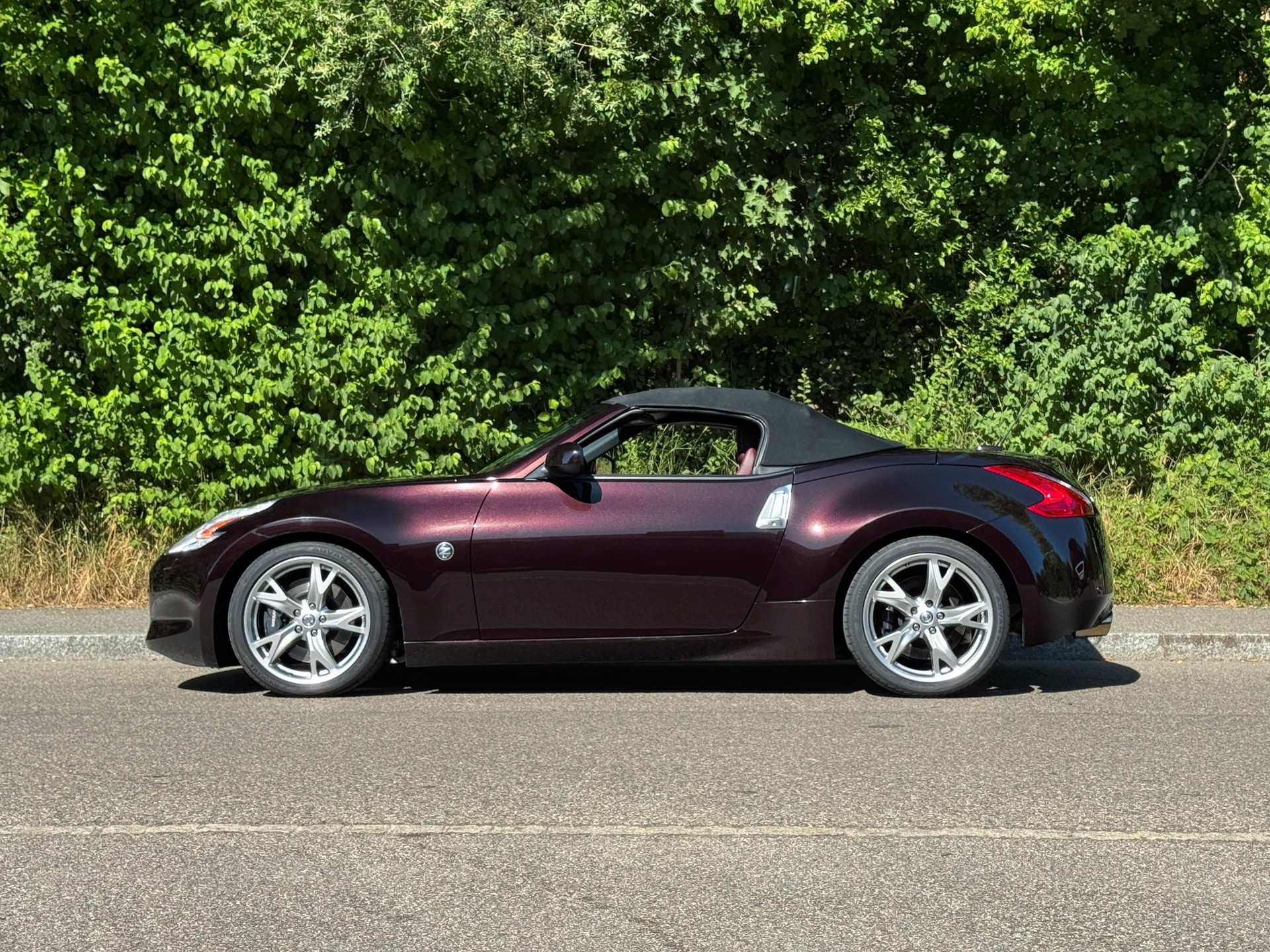 NISSAN 370 Z Roadster Pack-showroom-element-3