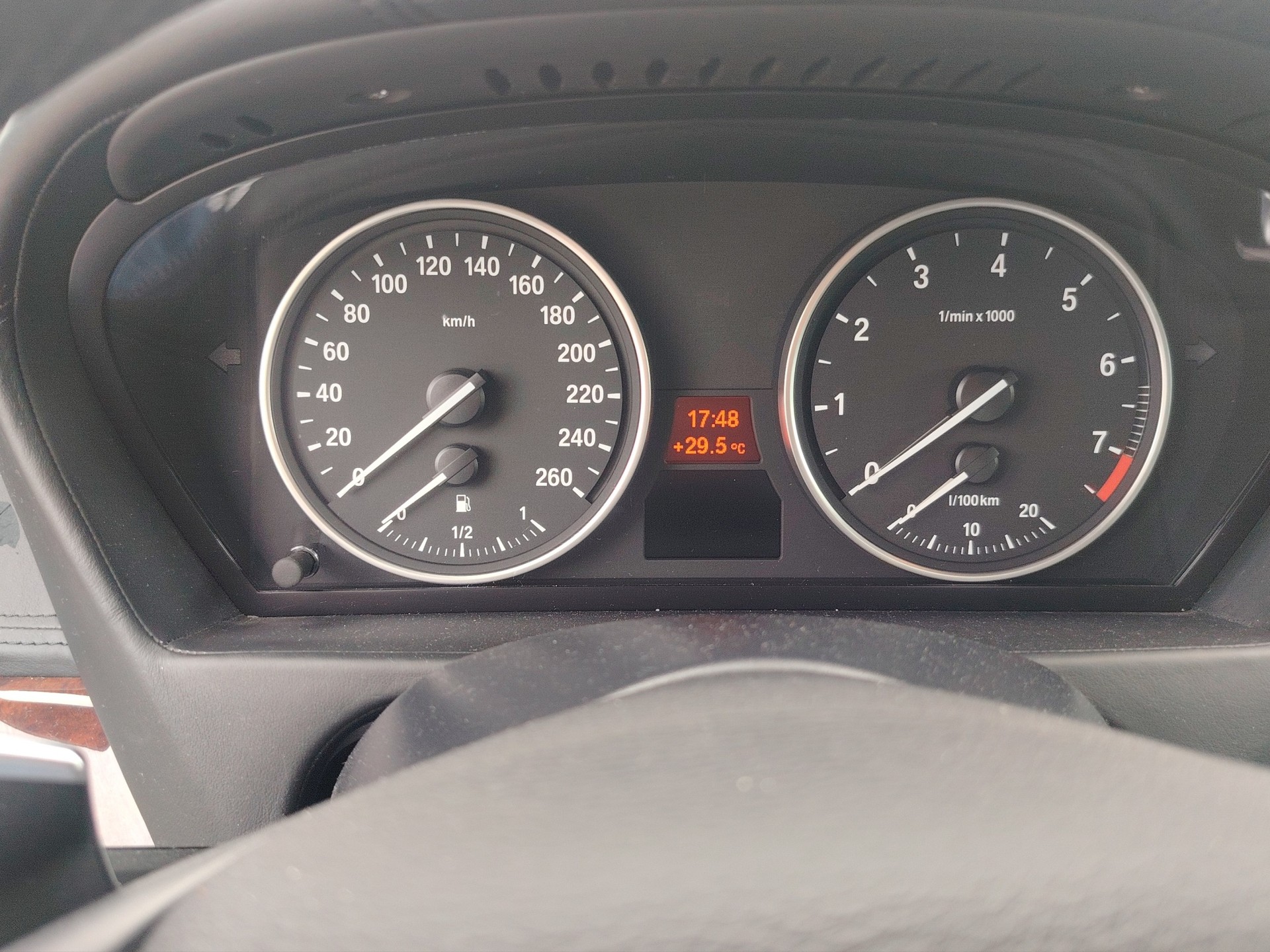 BMW X5 xDrive 50i Steptronic-image-10