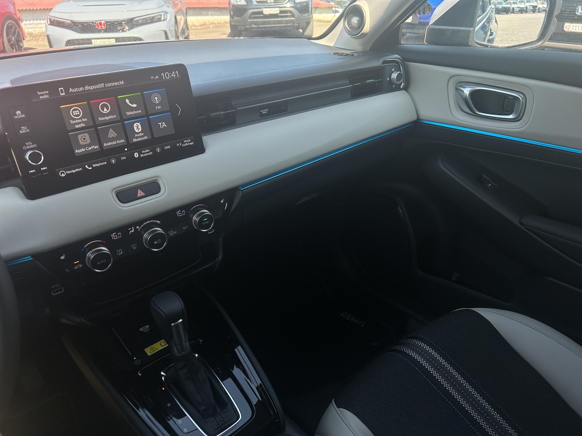 HONDA HR-V 1.5 i-MMD Advance Style-image-11