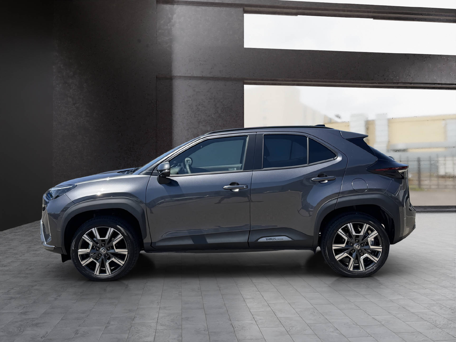 TOYOTA Yaris Cross 1.5 VVT-i HSD Premium AWD-i-showroom-element-2