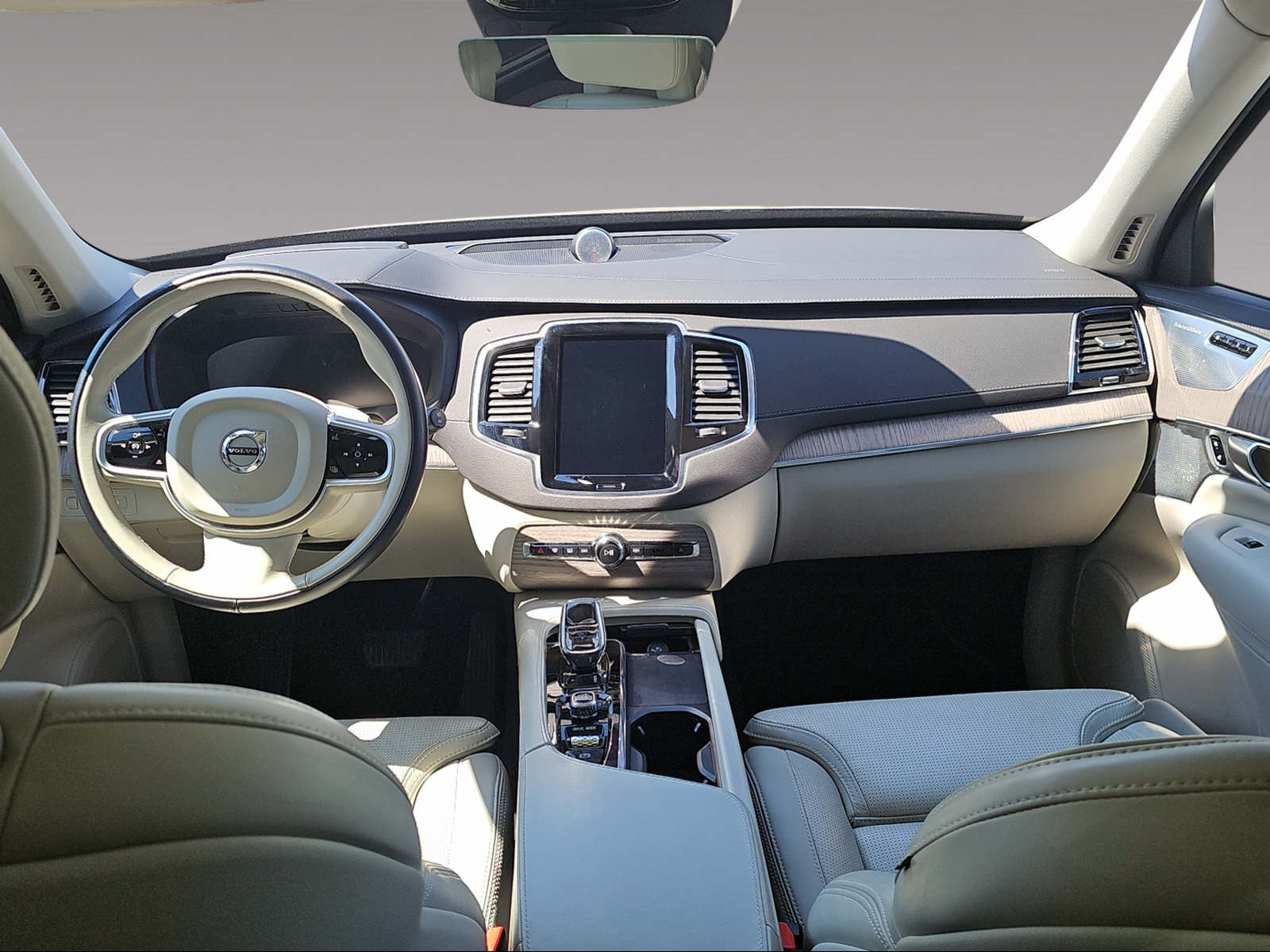 VOLVO XC90 2.0 T8 TE Inscription 7P. eAWD-image-13
