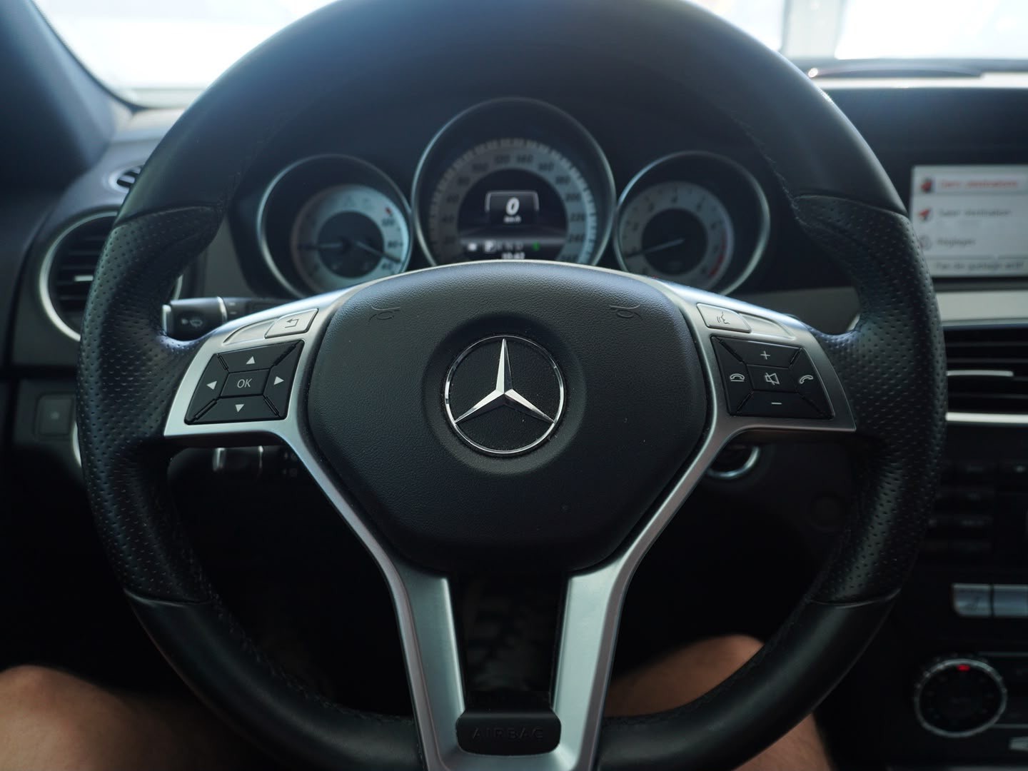 MERCEDES-BENZ C 180 Avantgarde 7G-Tronic-image-9