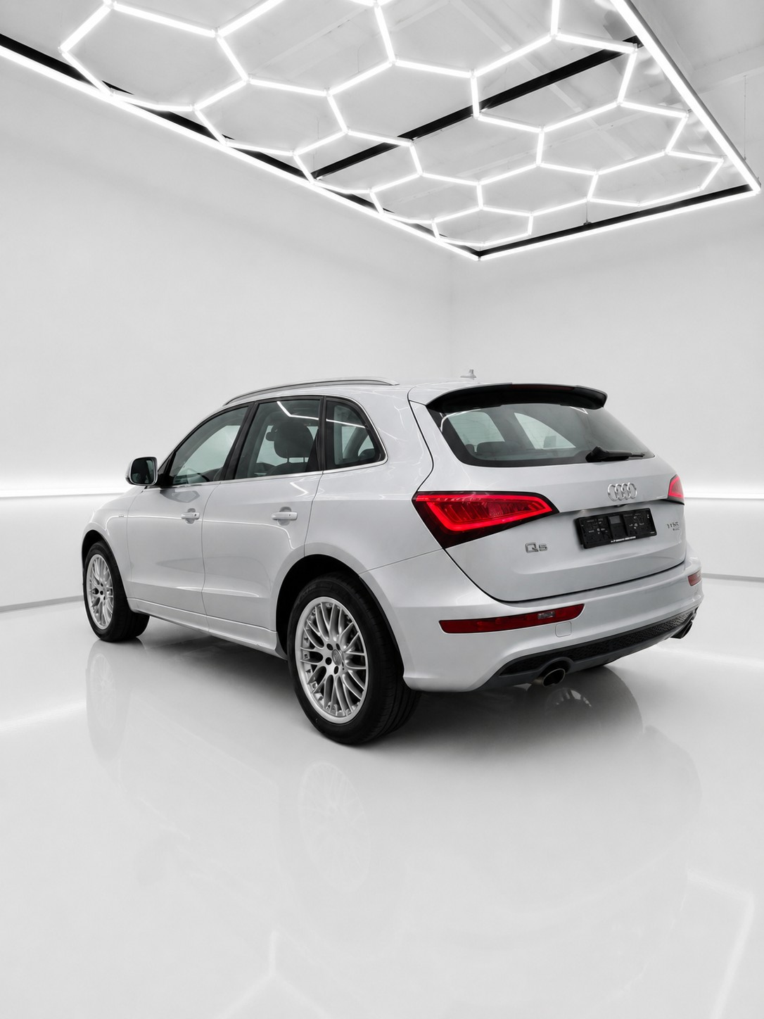 AUDI Q5 2.0 TFSI hybrid quattro tiptronic-showroom-element-2
