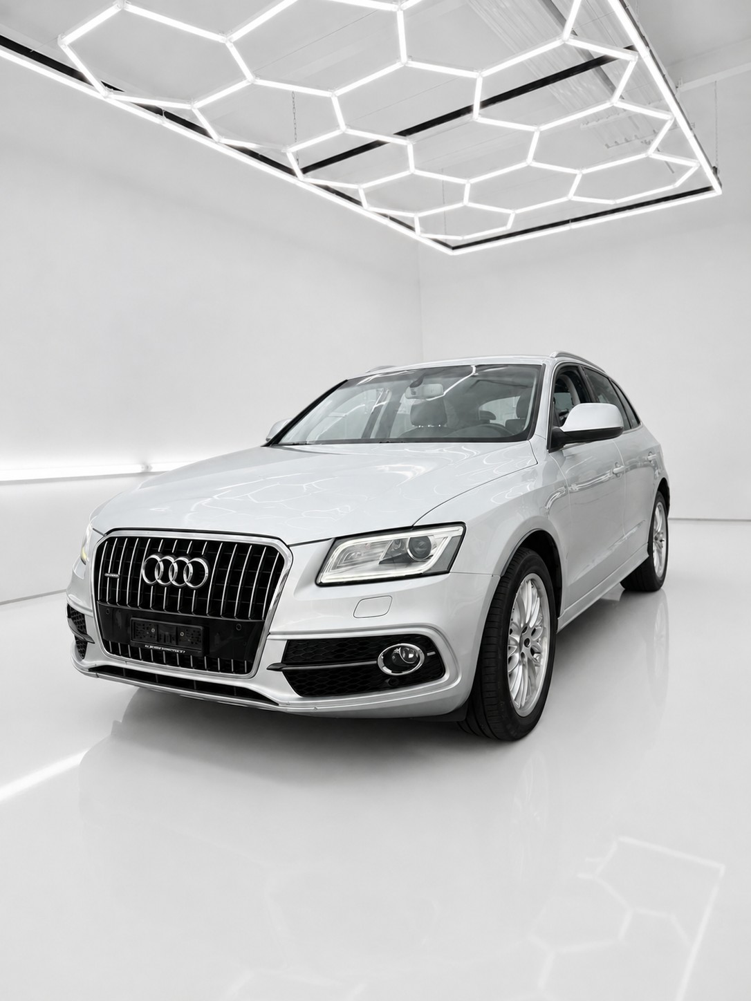 AUDI Q5 2.0 TFSI hybrid quattro tiptronic