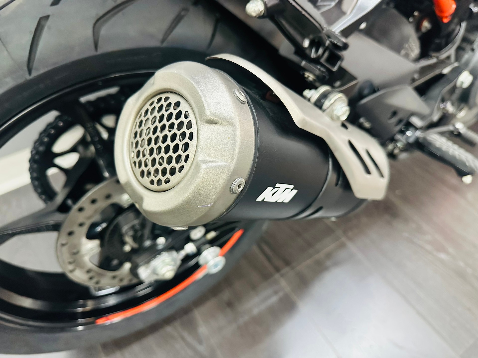KTM RC 390-image-4