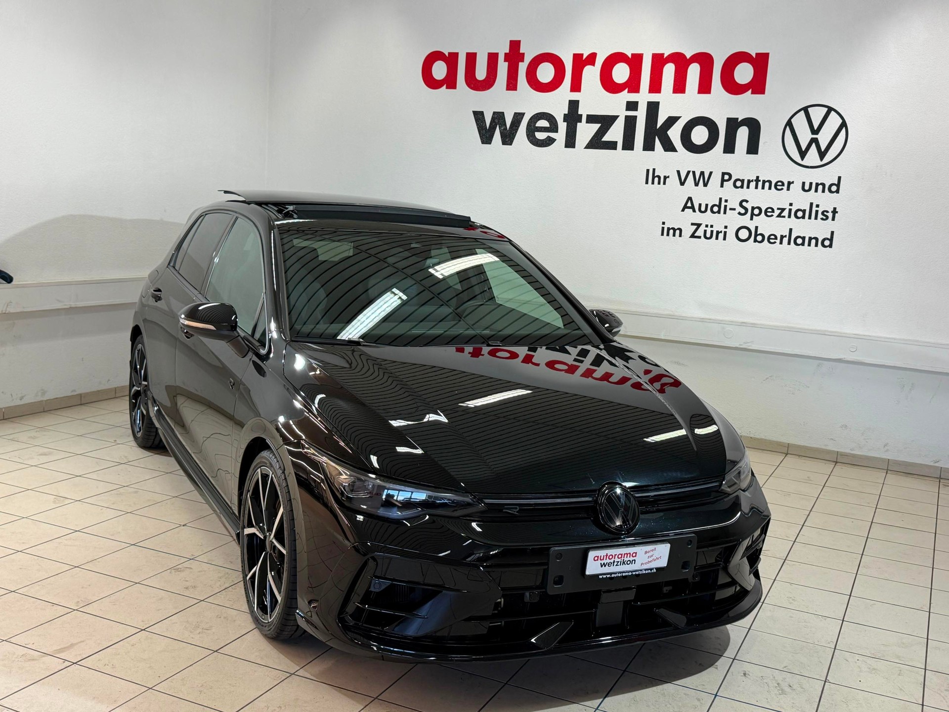 VW Golf 2.0 TSI R Black Edition DSG 4 Motion-showroom-element-1