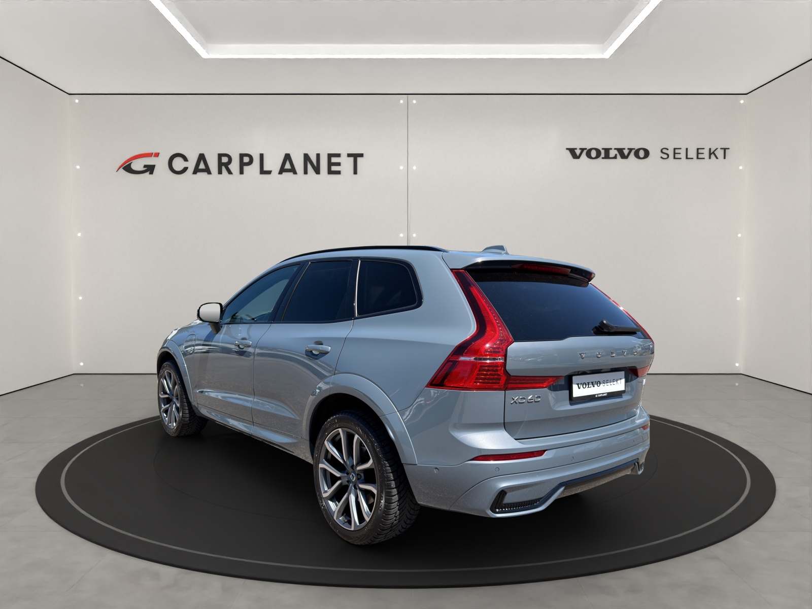 VOLVO XC60 2.0 T8 TE R-Design eAWD-showroom-element-1