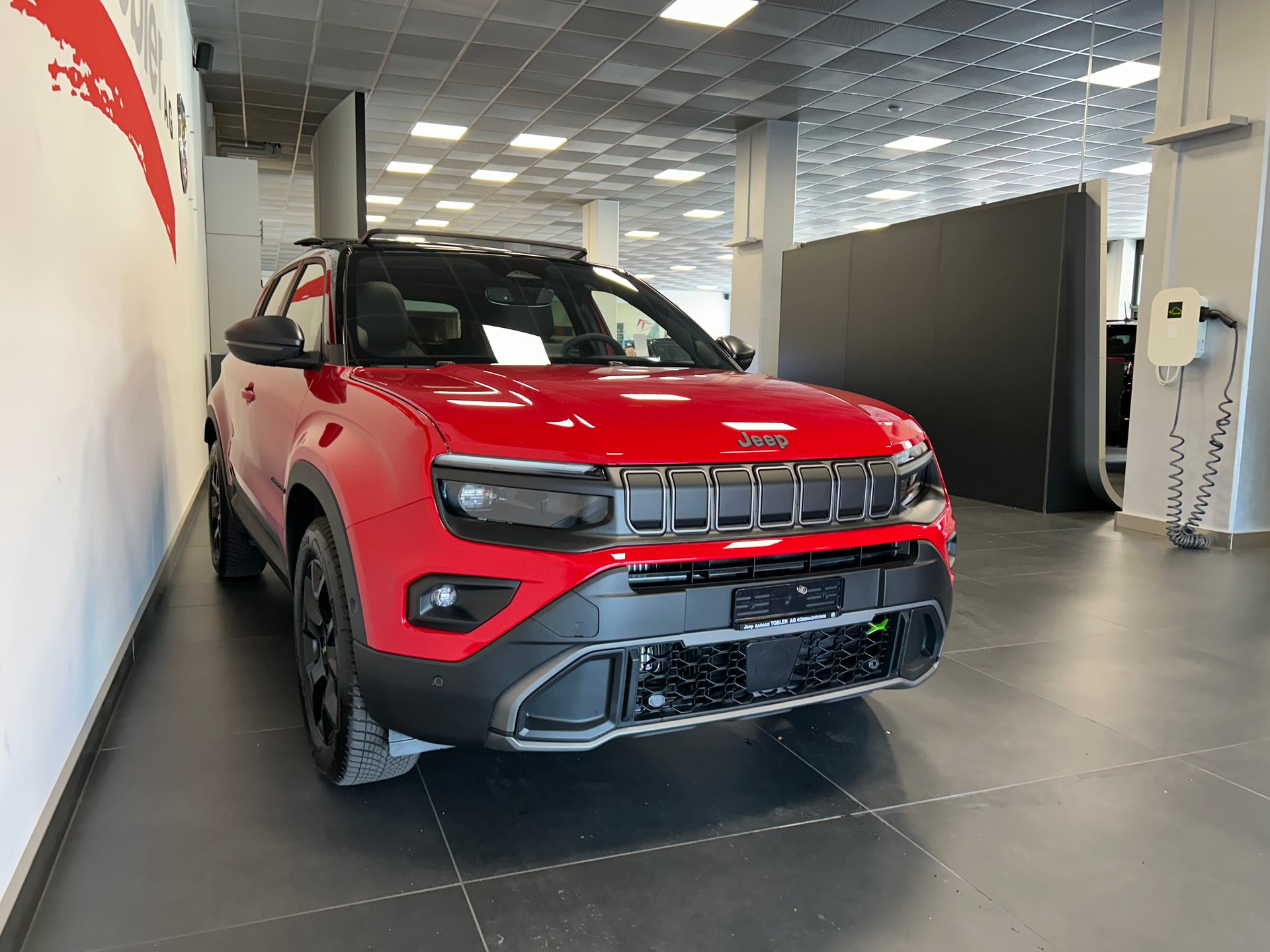 JEEP Avenger 1.2 MHEV Overland Leather Sky 4xe-image-5