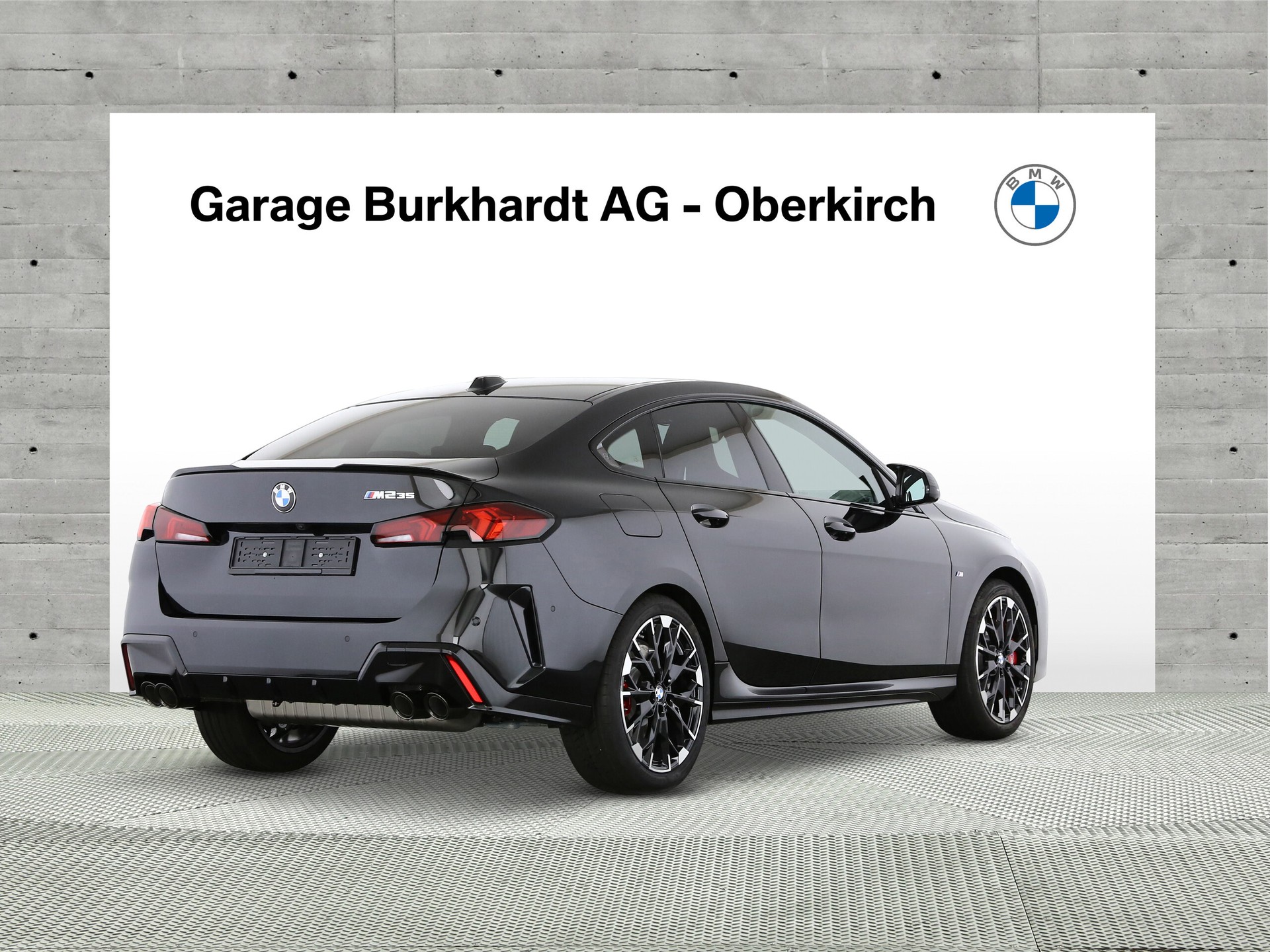 BMW M235 xDrive Gran Coupé-showroom-element-1