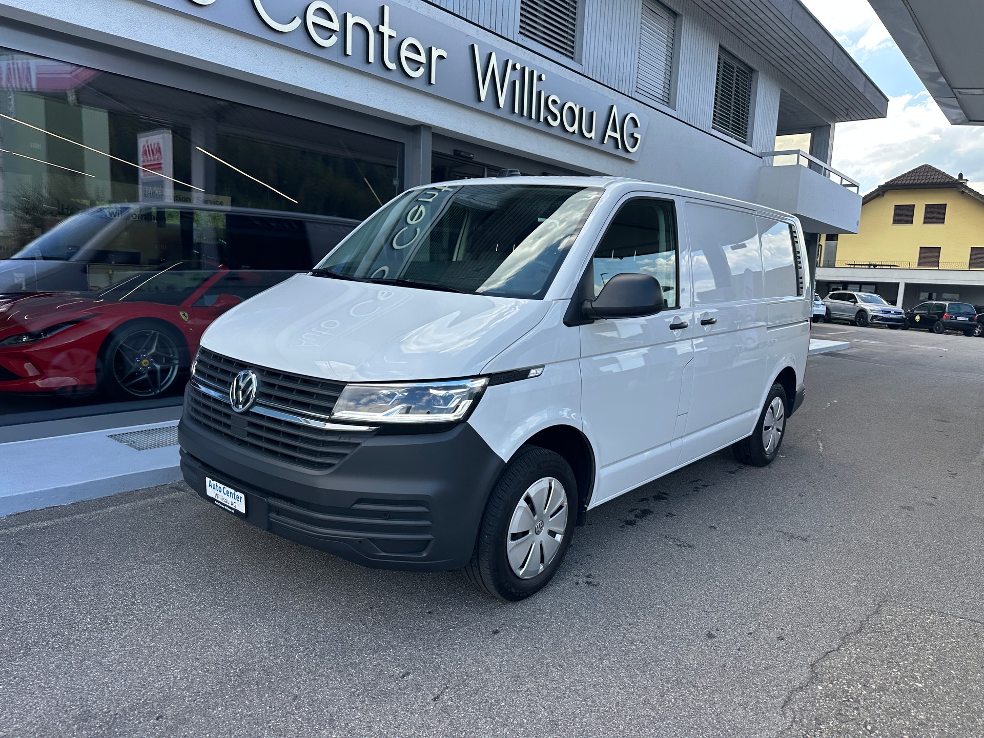 VW T6.1 2.0 TDI DSG Kasten RS AHK 2500 KG-showroom-element-1