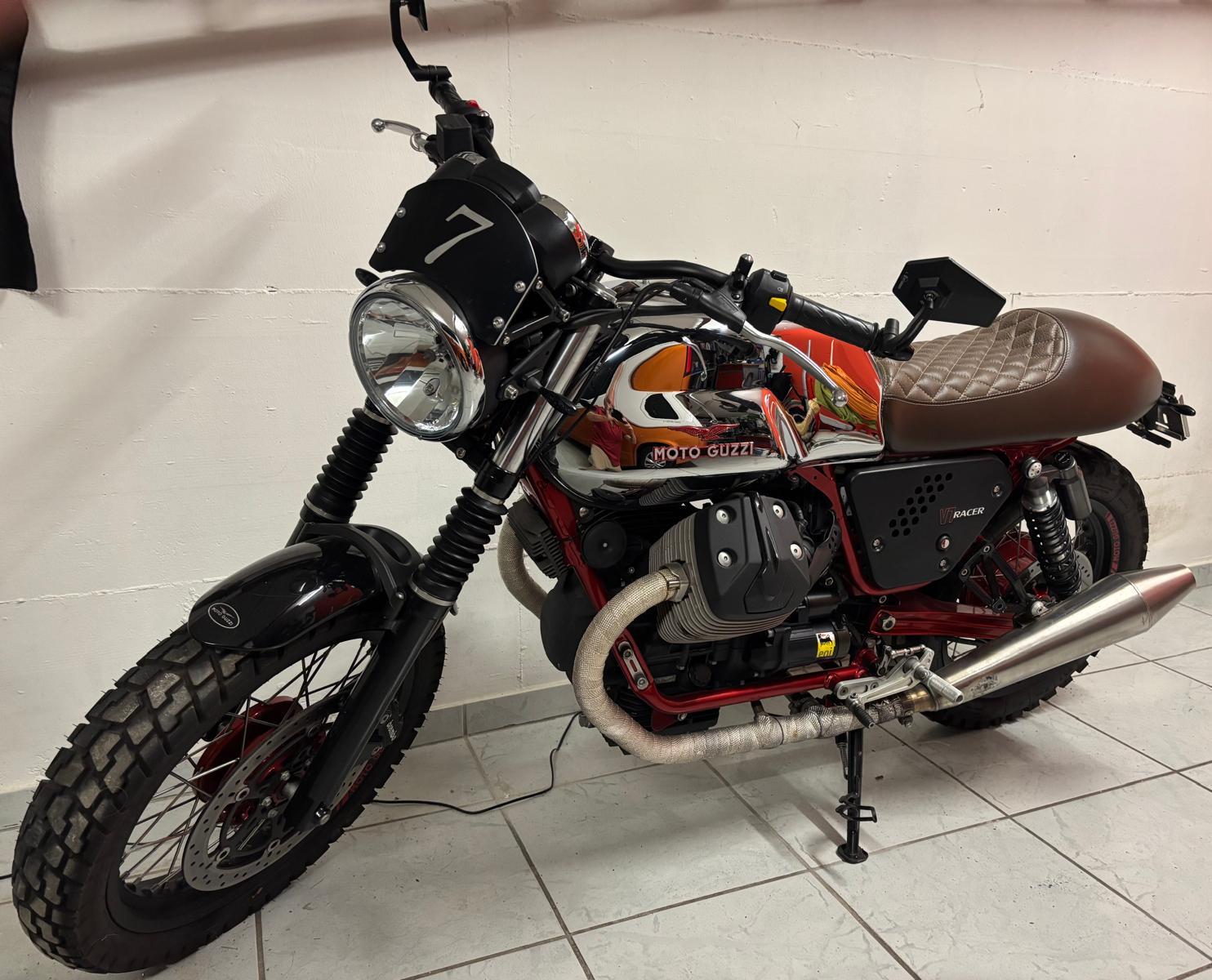 MOTO GUZZI V7 Racer 750, * 35 KW *