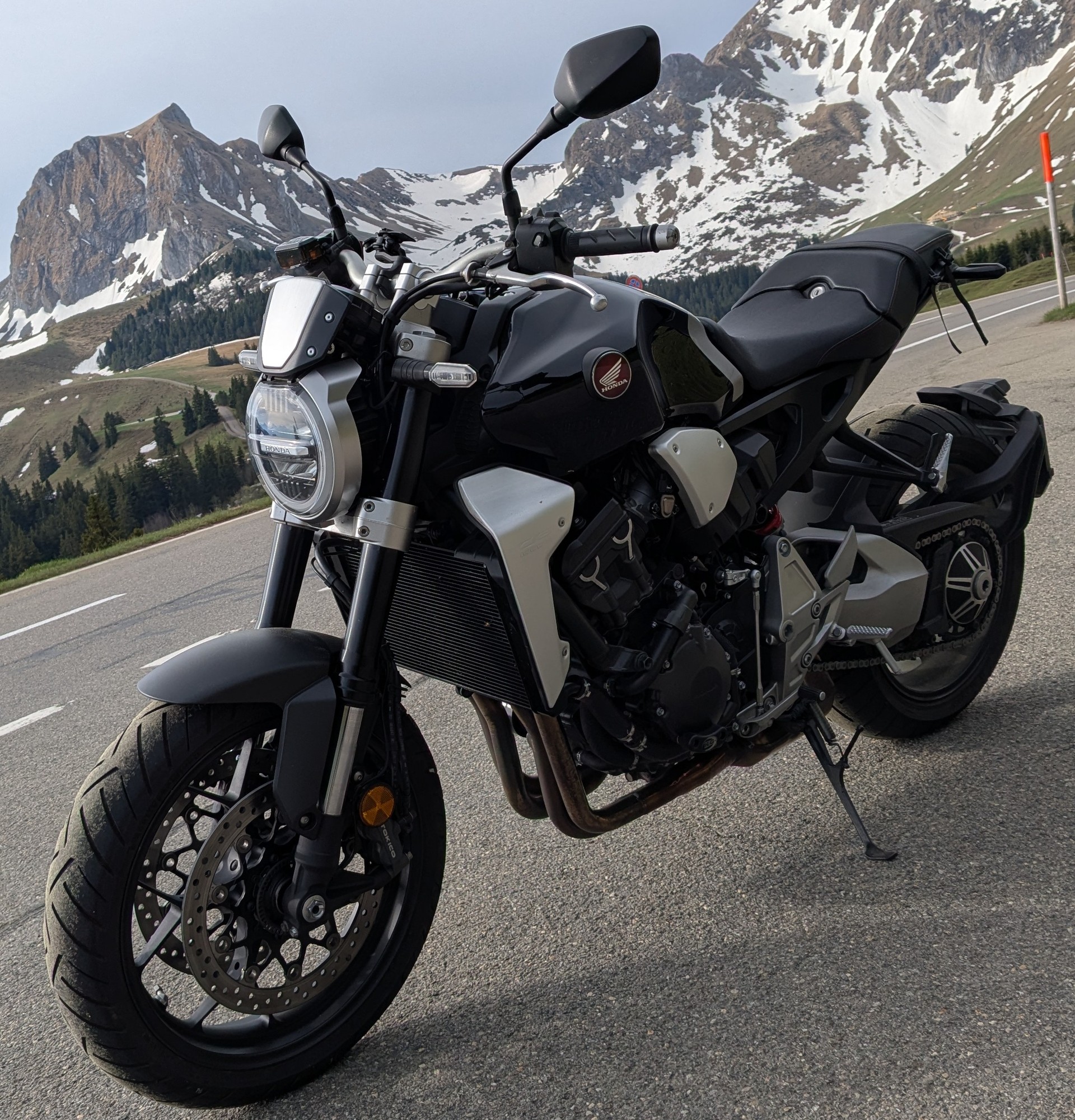HONDA CB 1000 R ABS-image-2