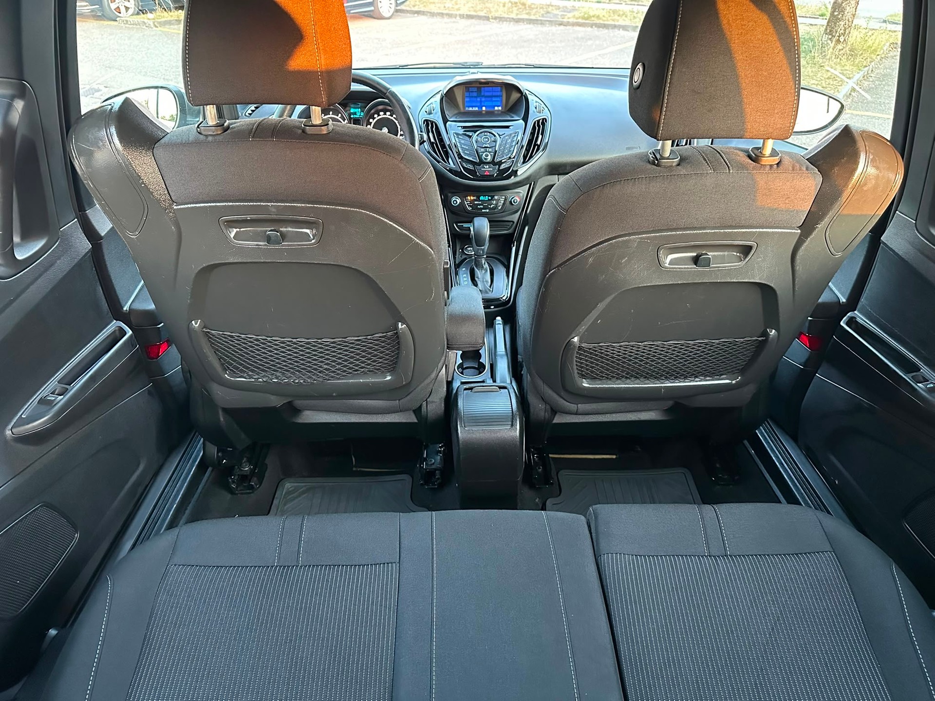FORD B-Max 1.6 Ti-VCT Titanium PowerShift-image-13