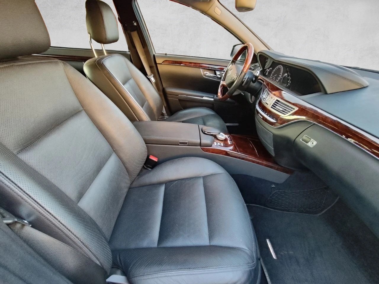 MERCEDES-BENZ S 500 L BlueEfficiency SS 4Matic 7G-Tronic-image-10