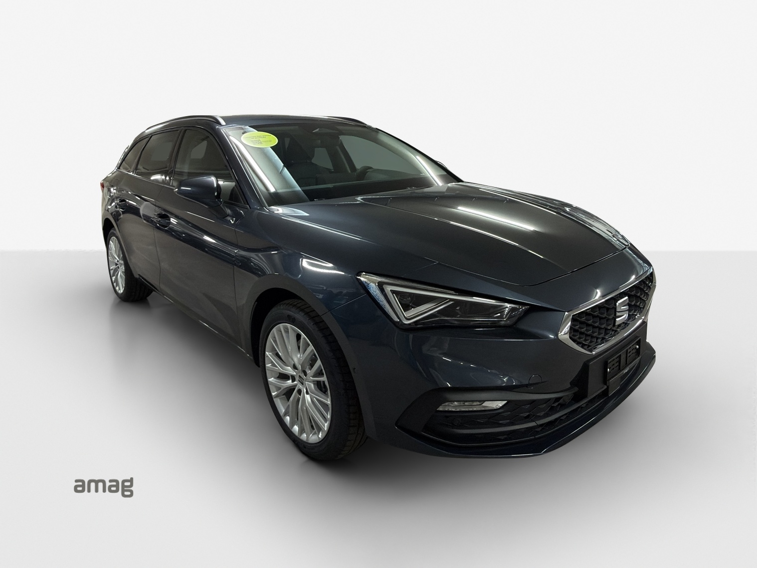 SEAT Leon ST 1.5 eHybrid pHEV DSG Business Edition-image-5