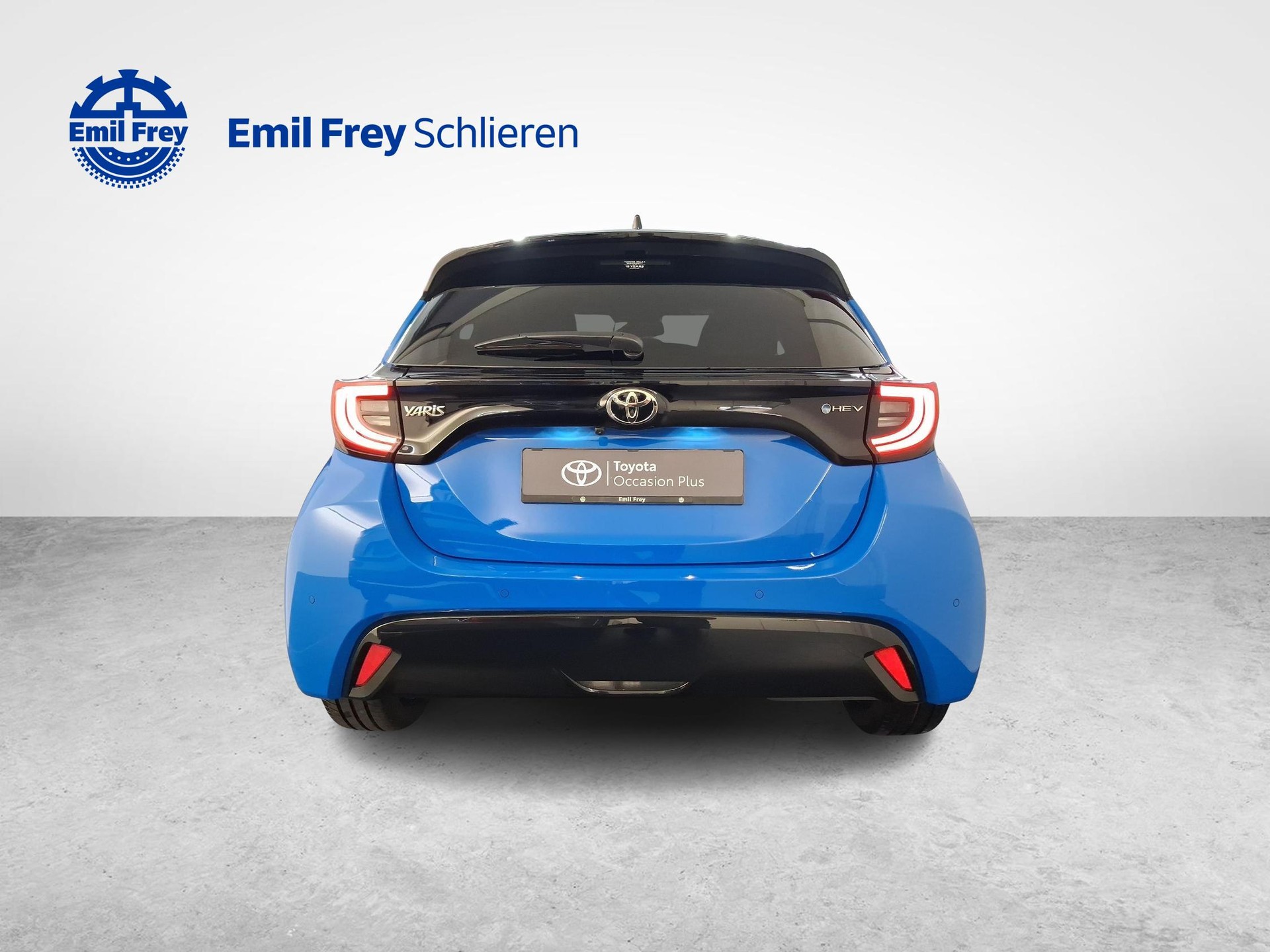 TOYOTA Yaris 1.5 VVT-i HSD Premium-showroom-element-3