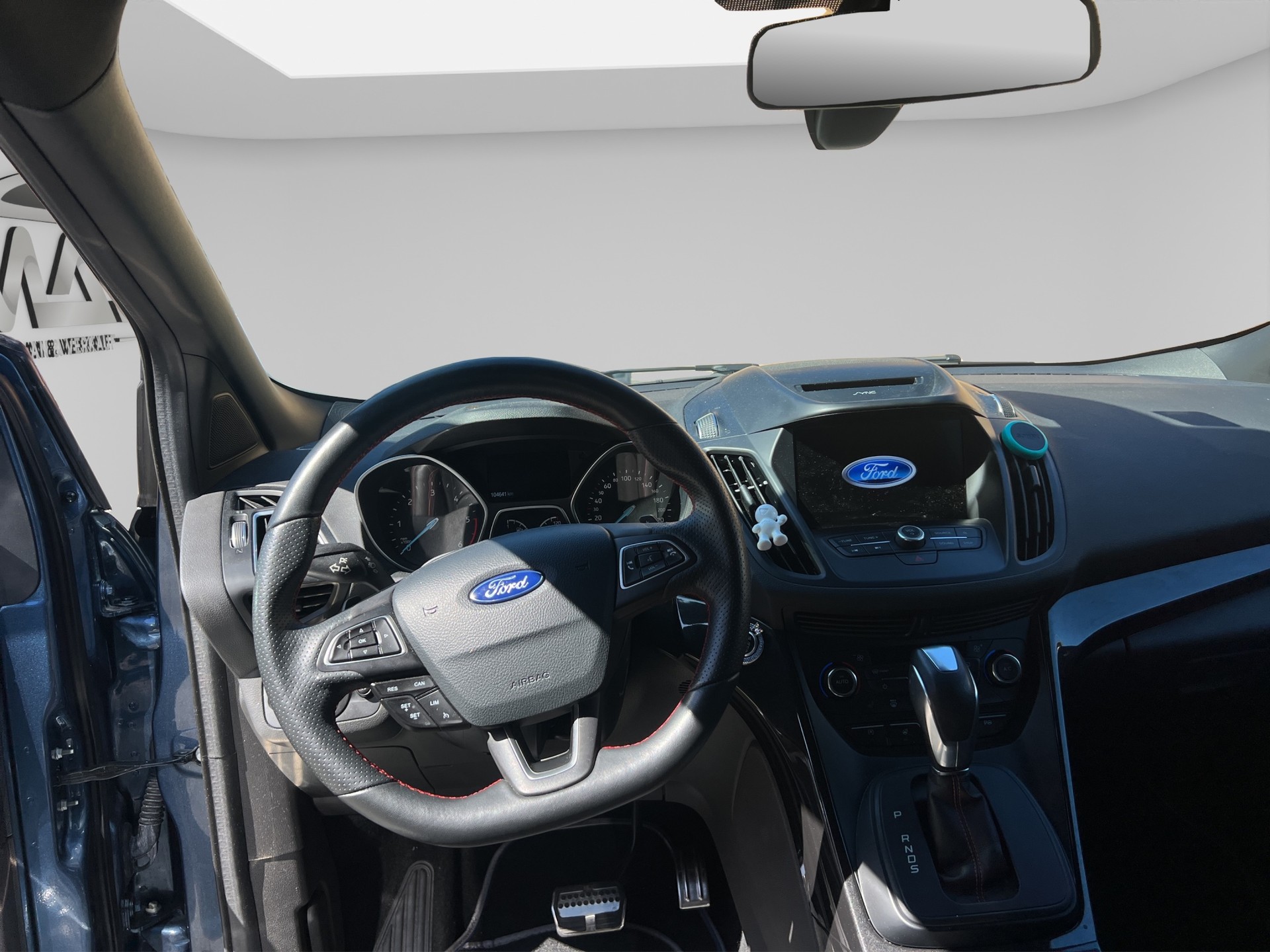 FORD Kuga 2.0 TDCi ST Line High 4WD PowerShift-image-10