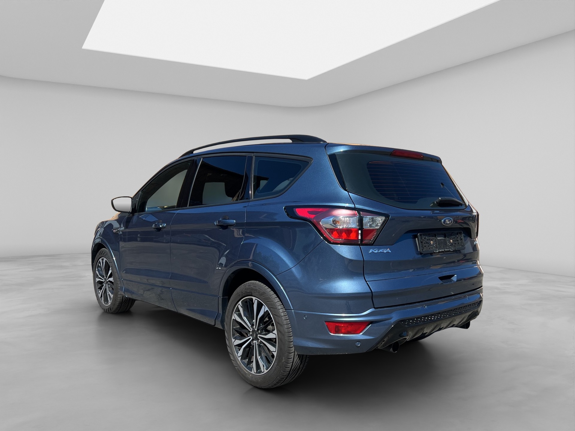 FORD Kuga 2.0 TDCi ST Line High 4WD PowerShift-showroom-element-3