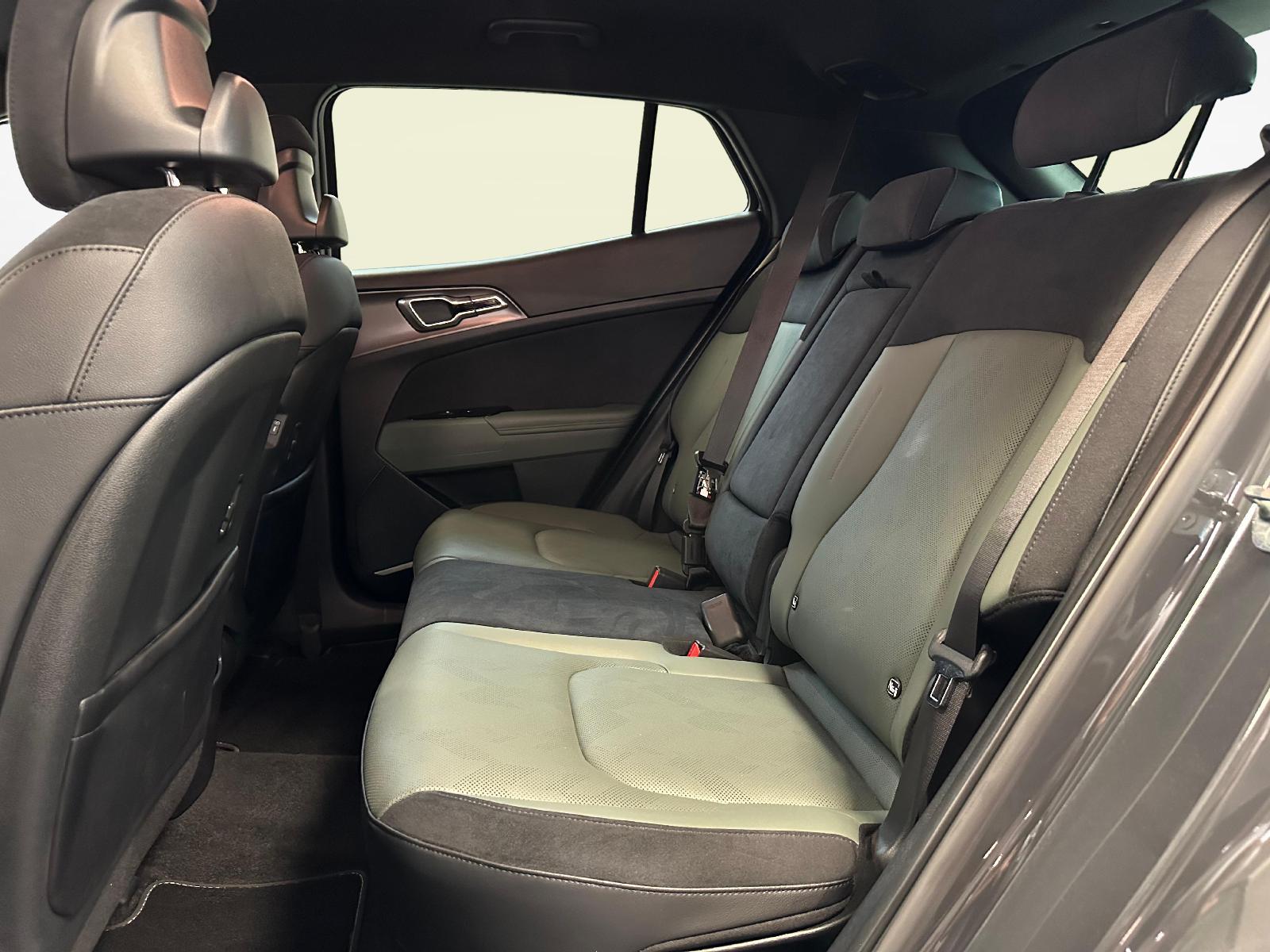 KIA Sportage 1.6 T-GDi PHEV Power Edition-image-9