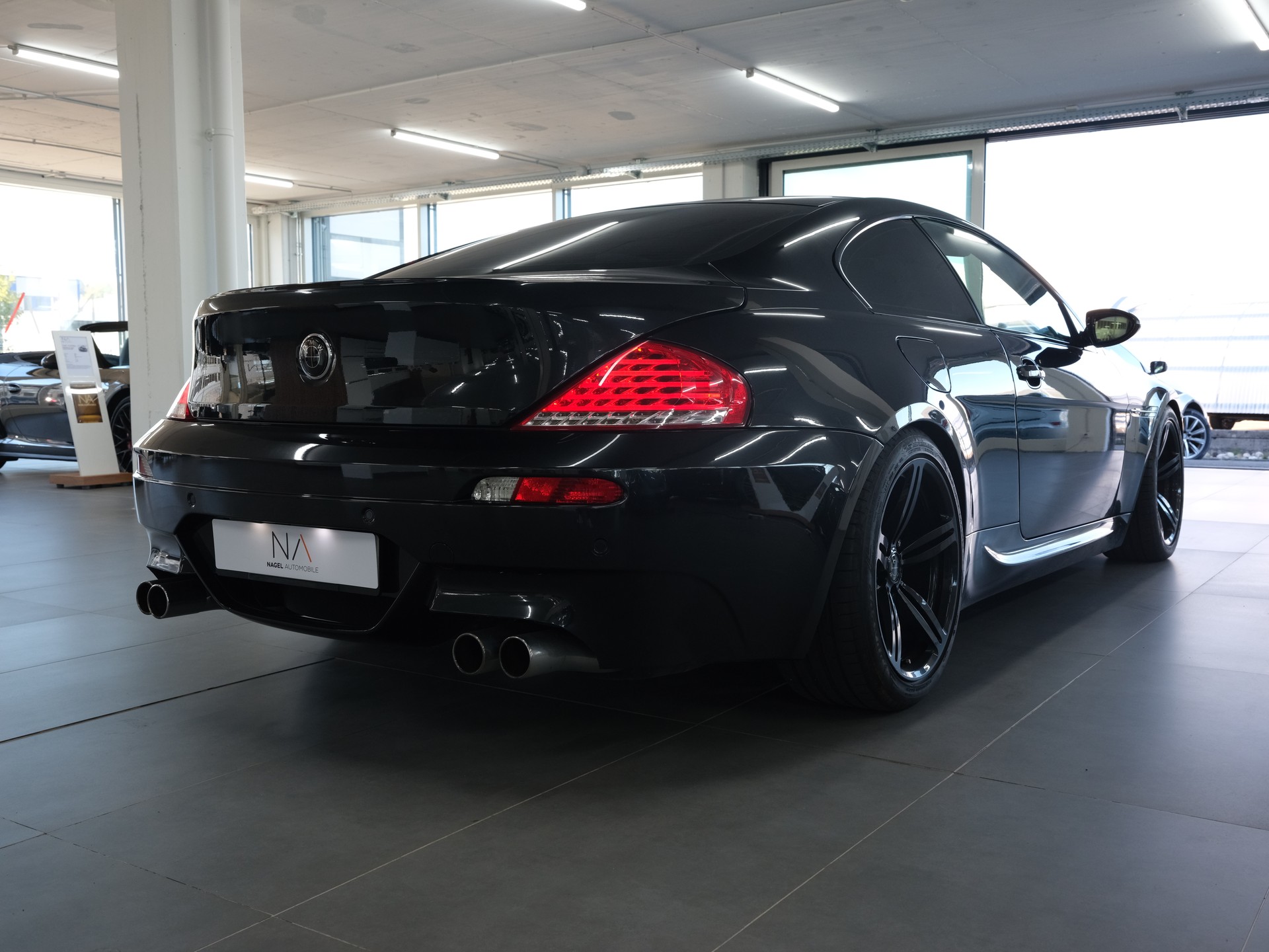 BMW M6 *Sportabgassanlage* *Rückfahrkamera* *Carplay*-showroom-element-2