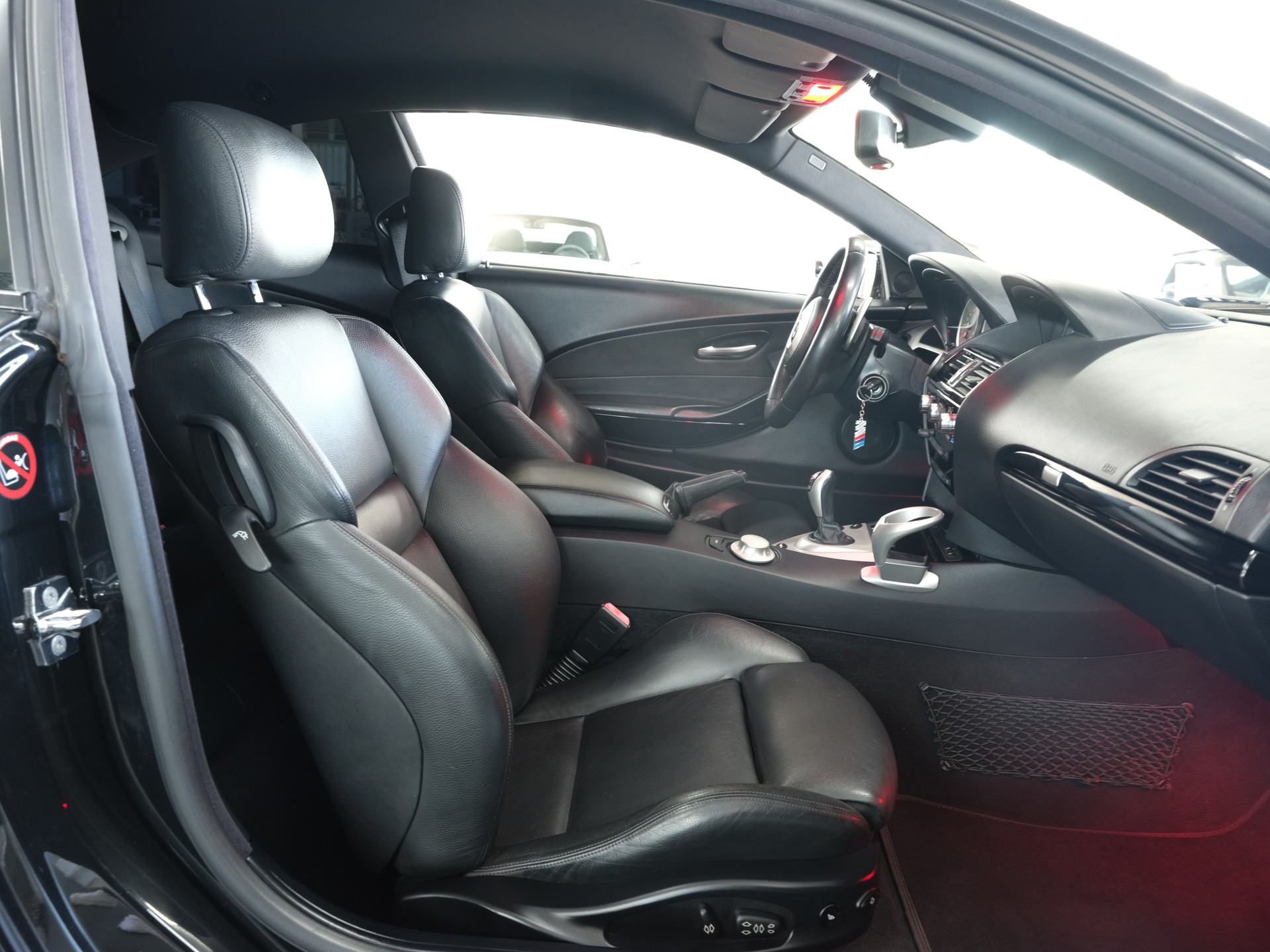BMW M6 *Sportabgassanlage* *Rückfahrkamera* *Carplay*-image-22