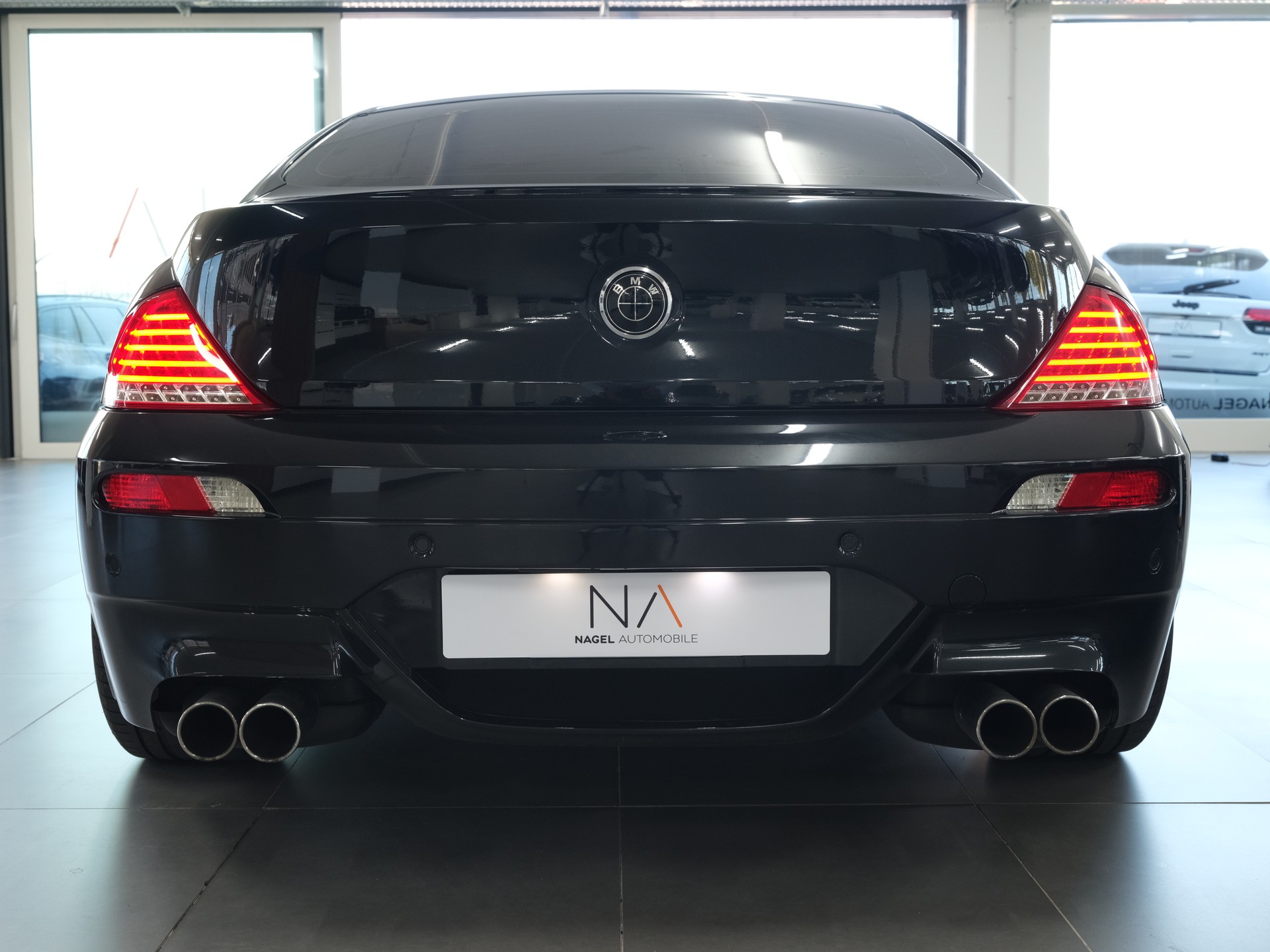 BMW M6 *Sportabgassanlage* *Rückfahrkamera* *Carplay*-showroom-element-3