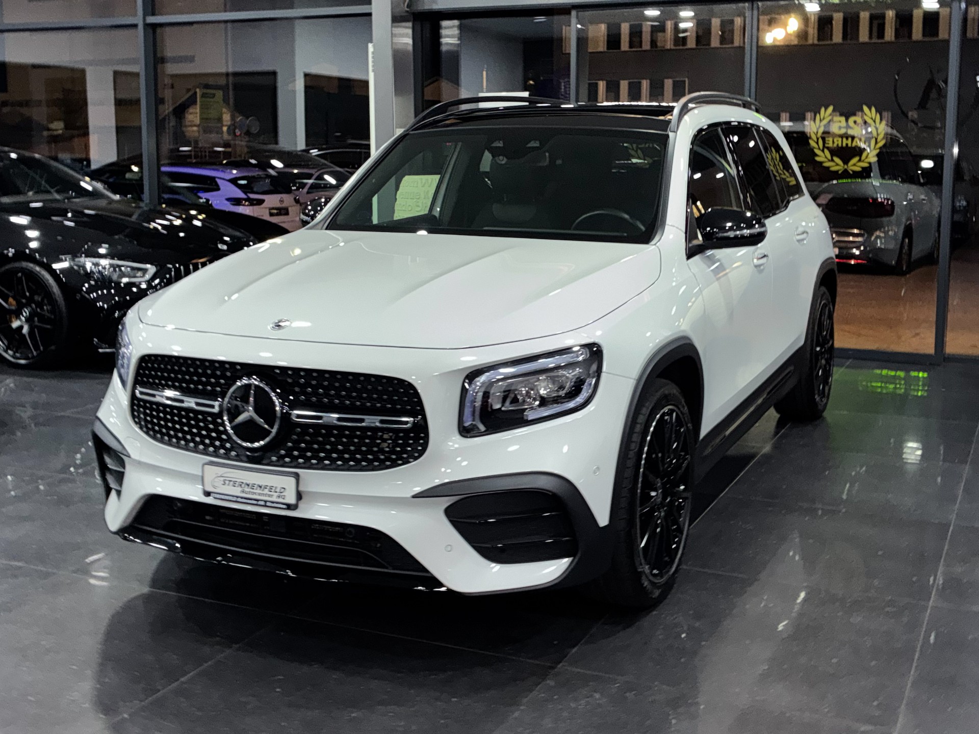 MERCEDES-BENZ GLB 200 4Matic AMG Line 8G-Tronic