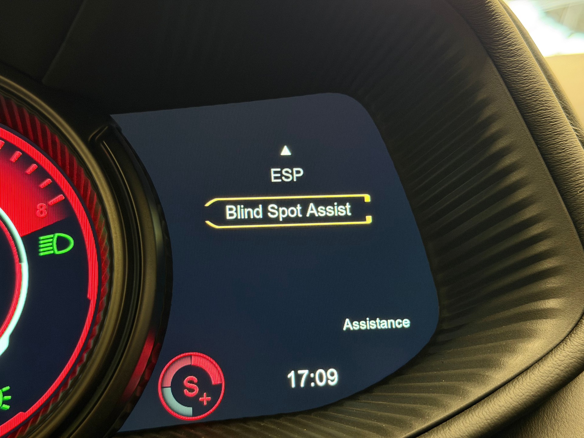 ASTON MARTIN DB11 V12 Touchtronic 3 AMR-image-28