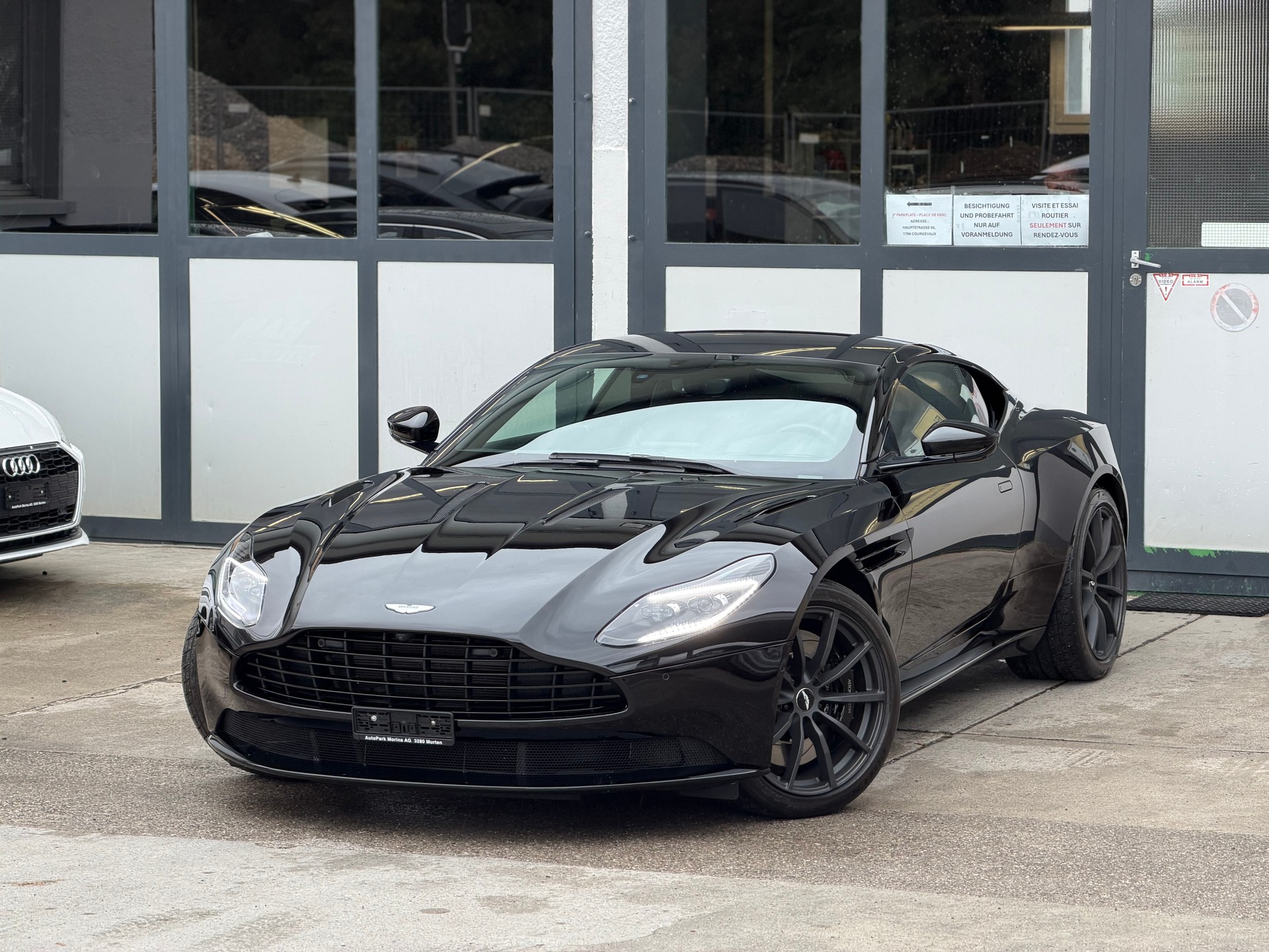 ASTON MARTIN DB11 V12 Touchtronic 3 AMR