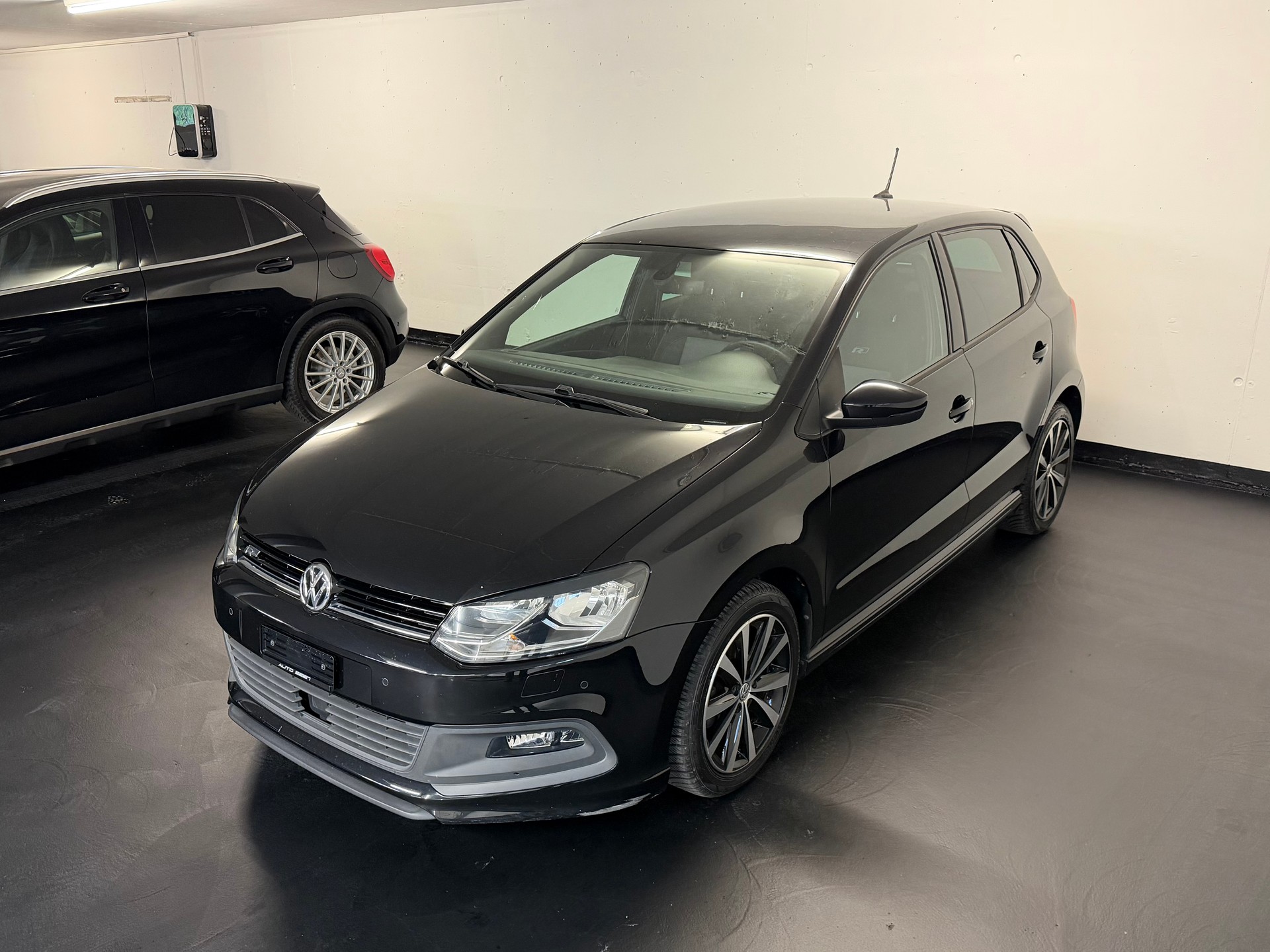 VW Polo 1.2 TSI BMT Allstar R-Line-showroom-element-2