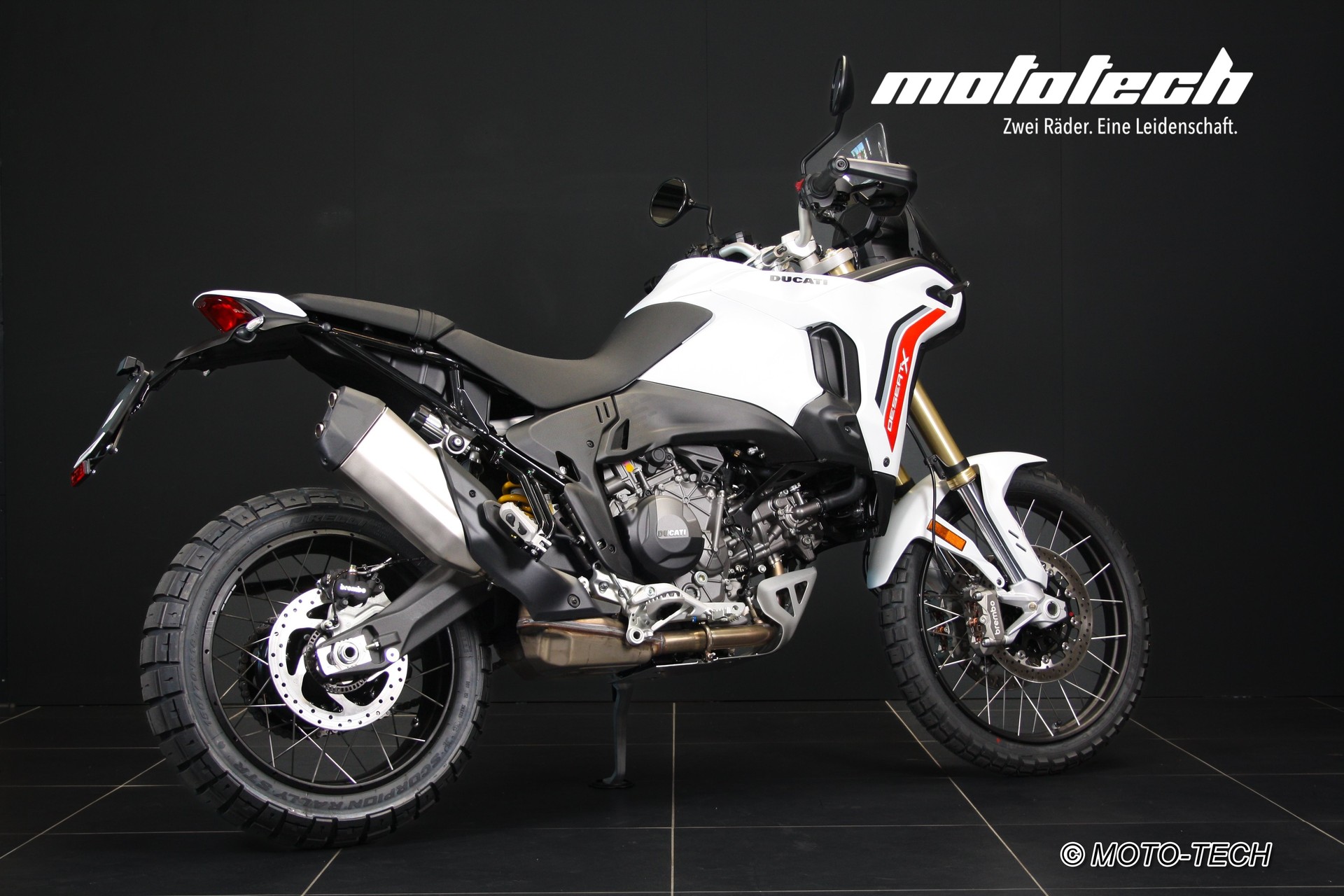 DUCATI Desert X MY26 V2 (81/35kW)-image-2