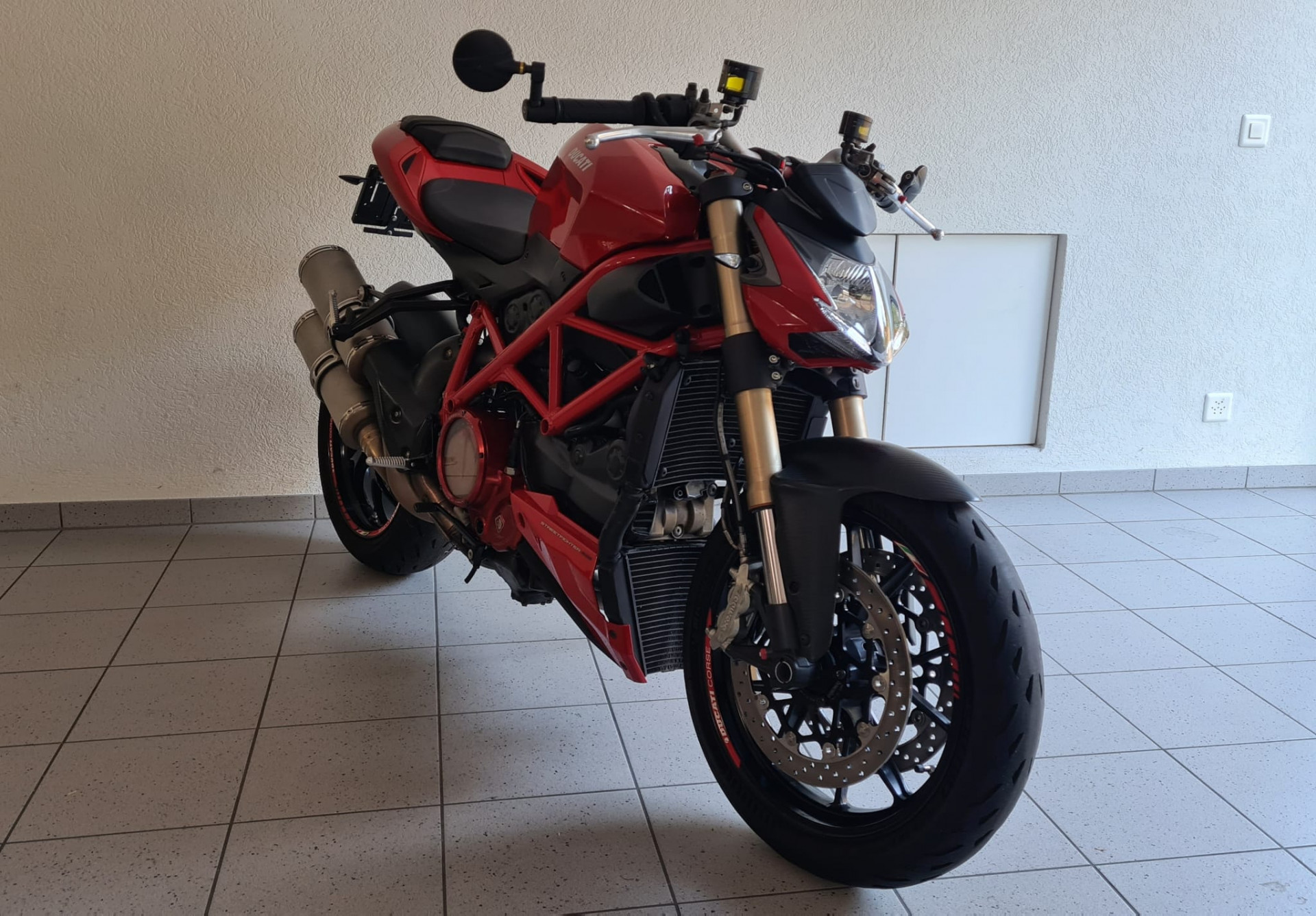 DUCATI Streetfighter 848-image-3