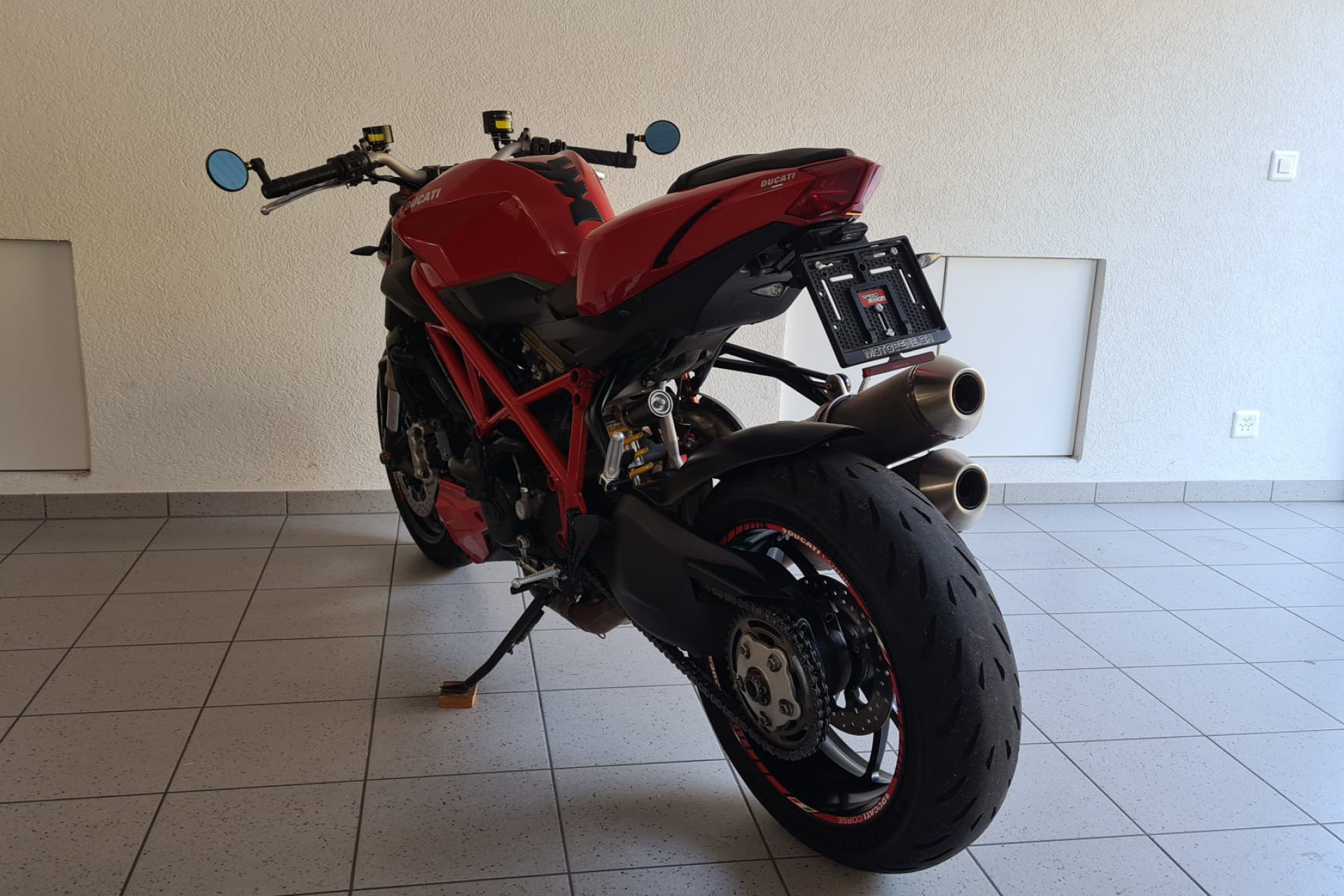 DUCATI Streetfighter 848-image-4