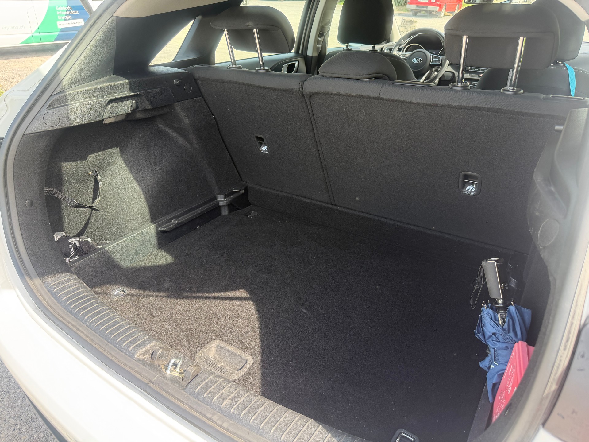 KIA Ceed 1.4 T-GDi Power 25+-image-8