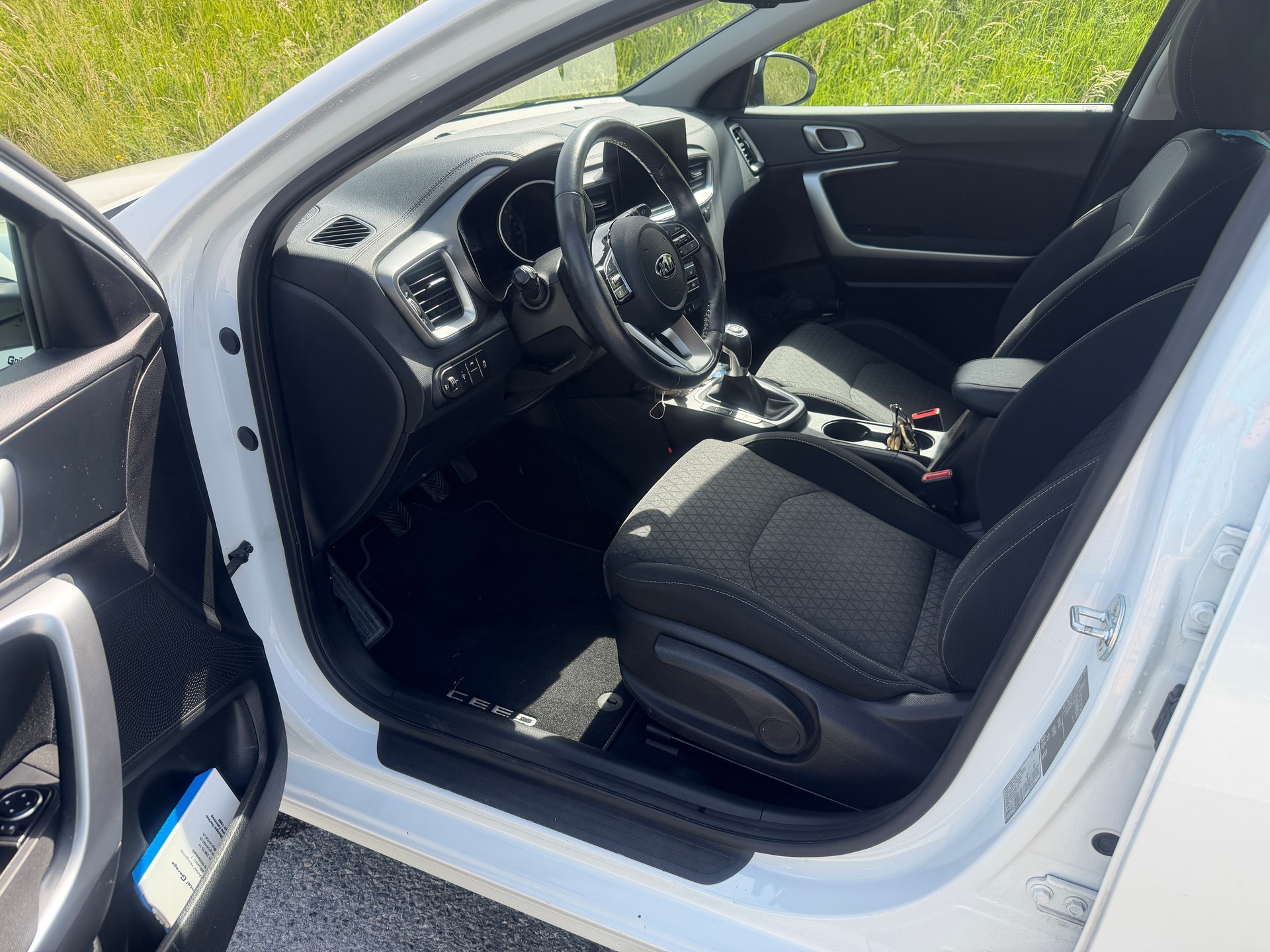 KIA Ceed 1.4 T-GDi Power 25+-image-6