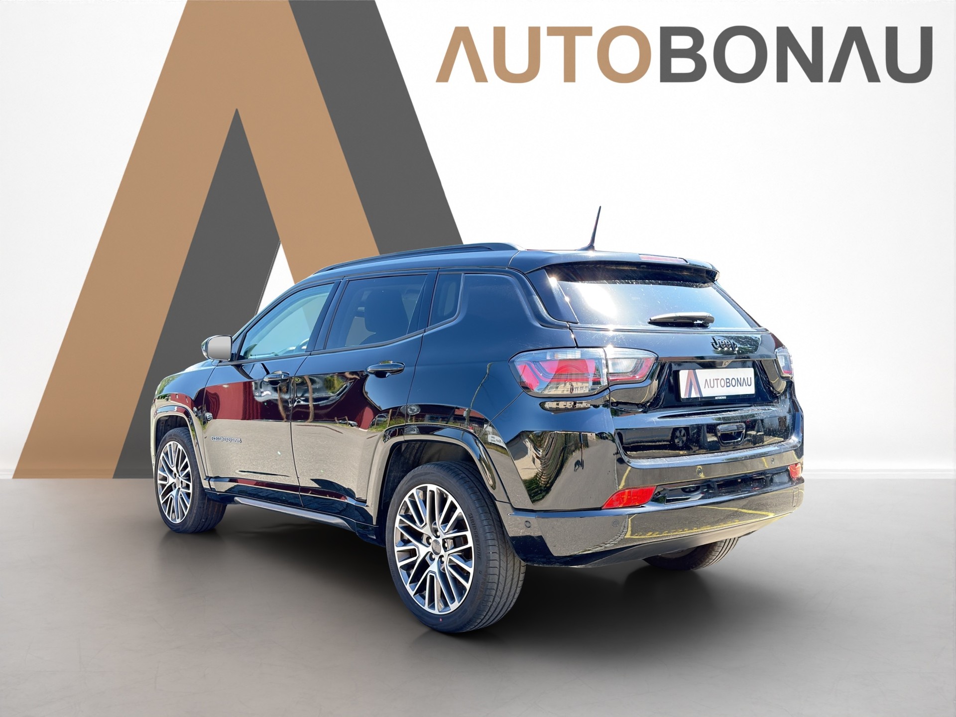 JEEP Compass 1.5 Turbo Summit MHEV-showroom-element-2