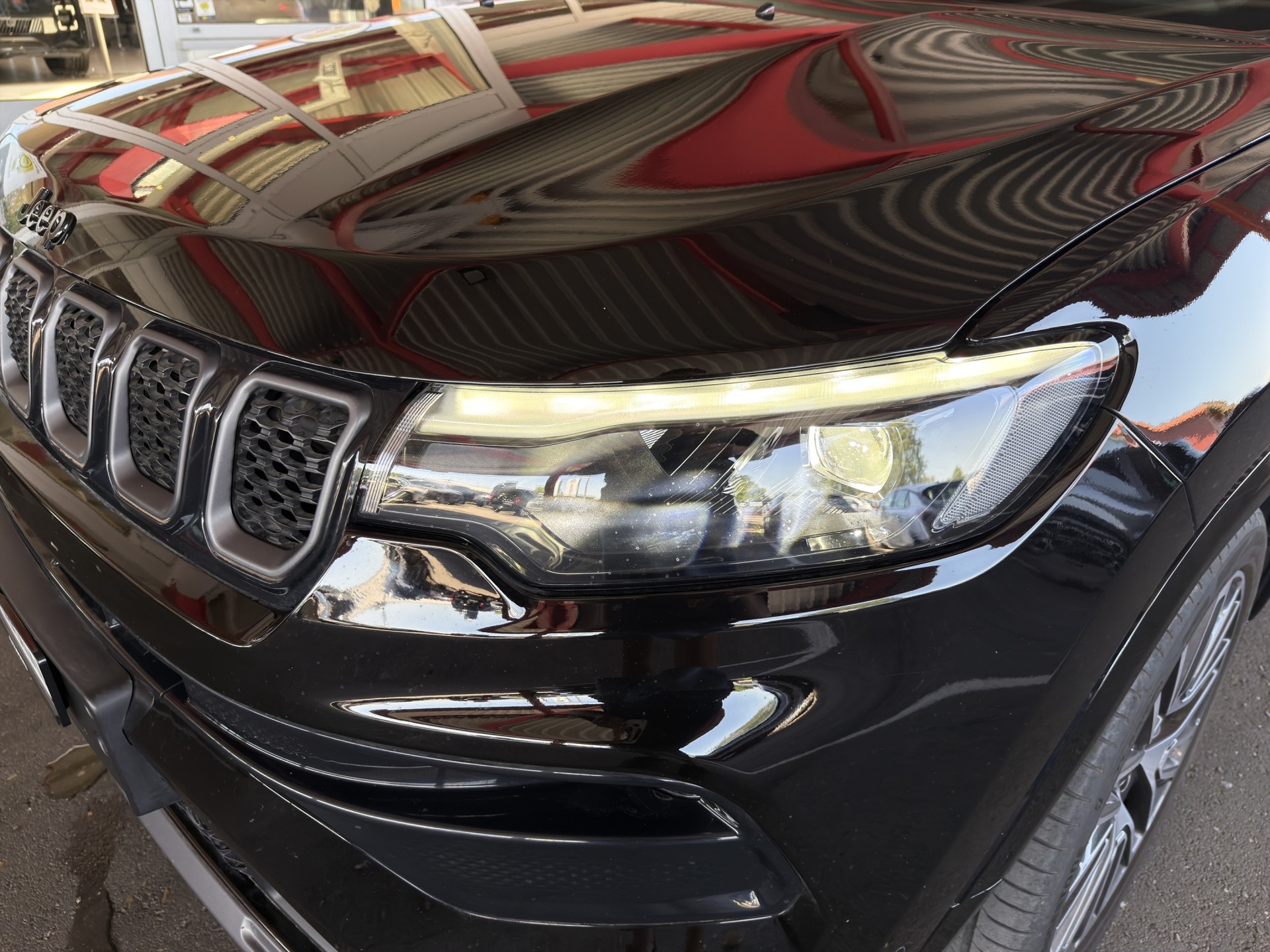 JEEP Compass 1.5 Turbo Summit MHEV-image-35