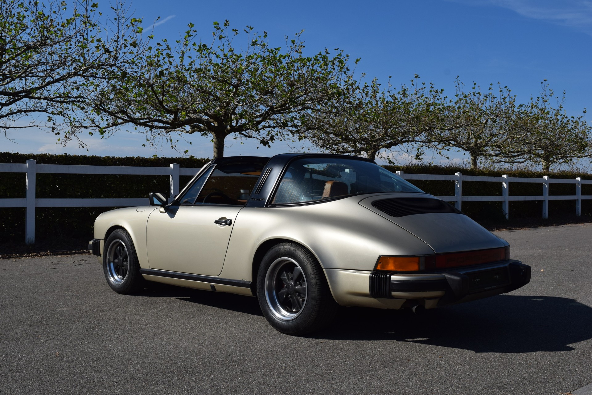 PORSCHE targa-image-5