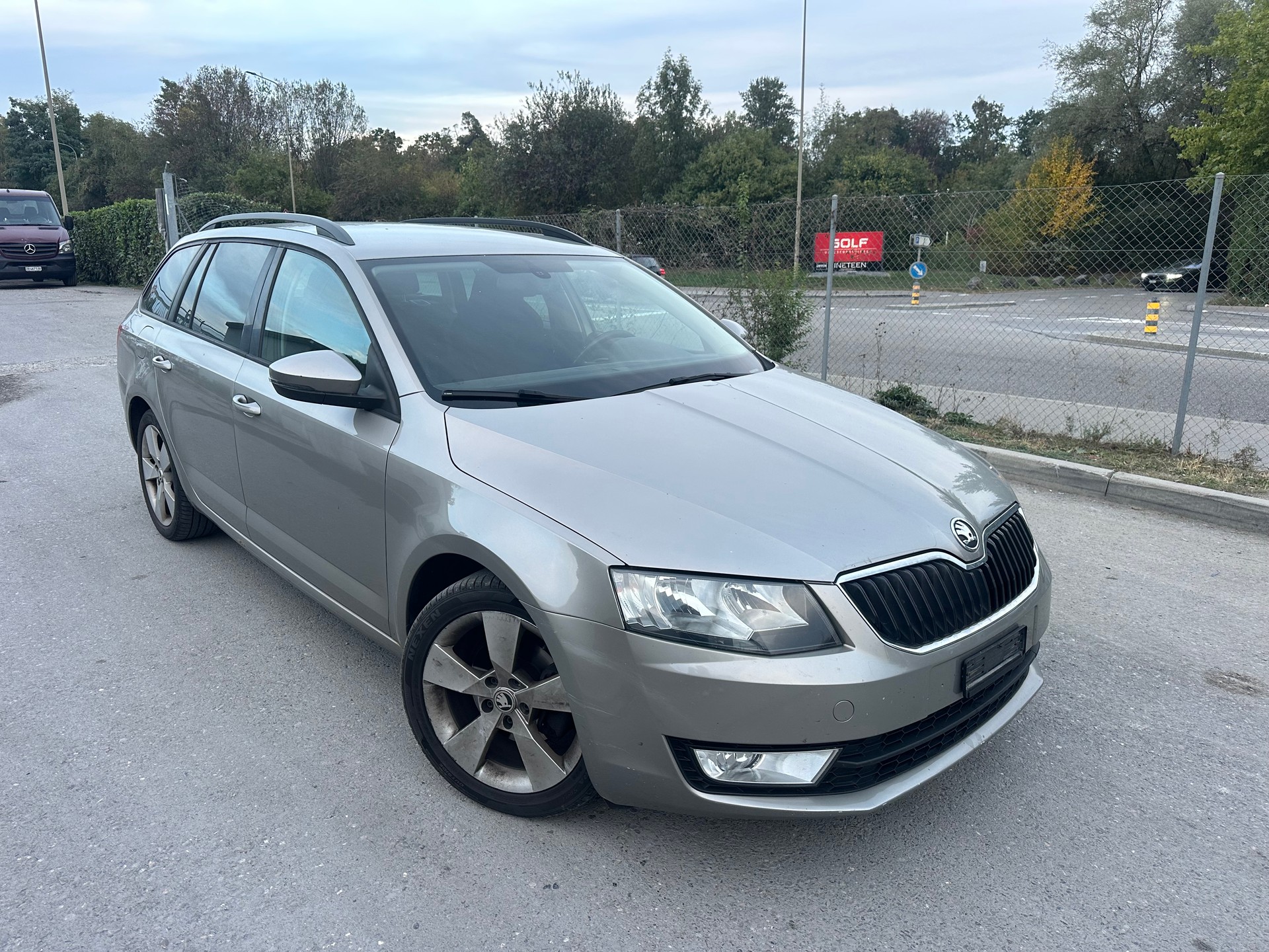 SKODA Octavia Combi 1.6 TDI Elegance 4x4