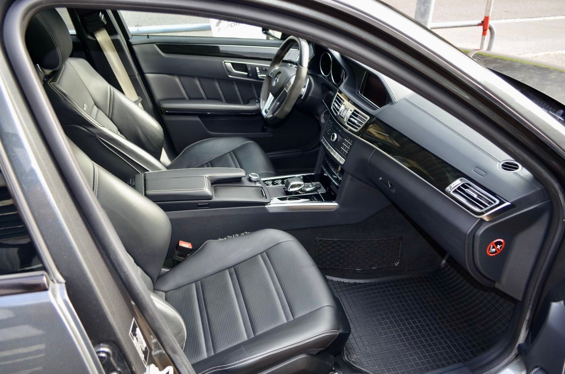MERCEDES-BENZ E63 S AMG Speedshift 4 Maric-image-13