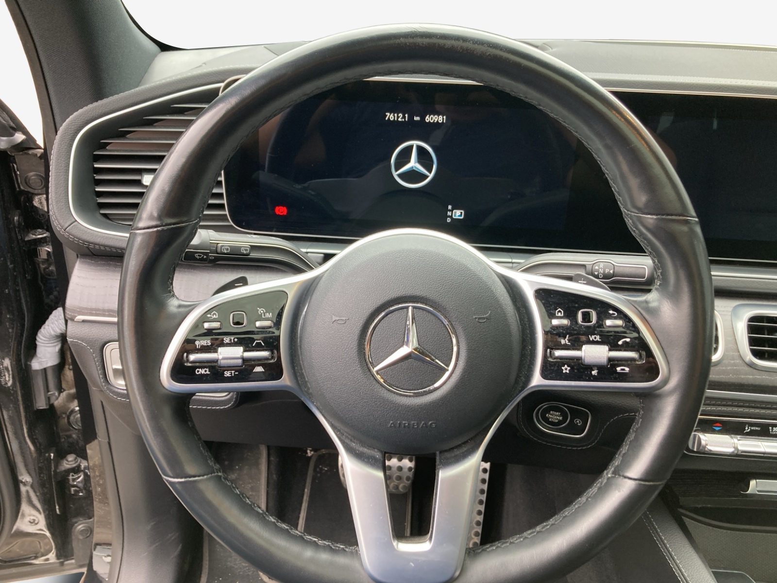 MERCEDES-BENZ GLE 300 d 4Matic AMG Line 9G-Tronic-image-9