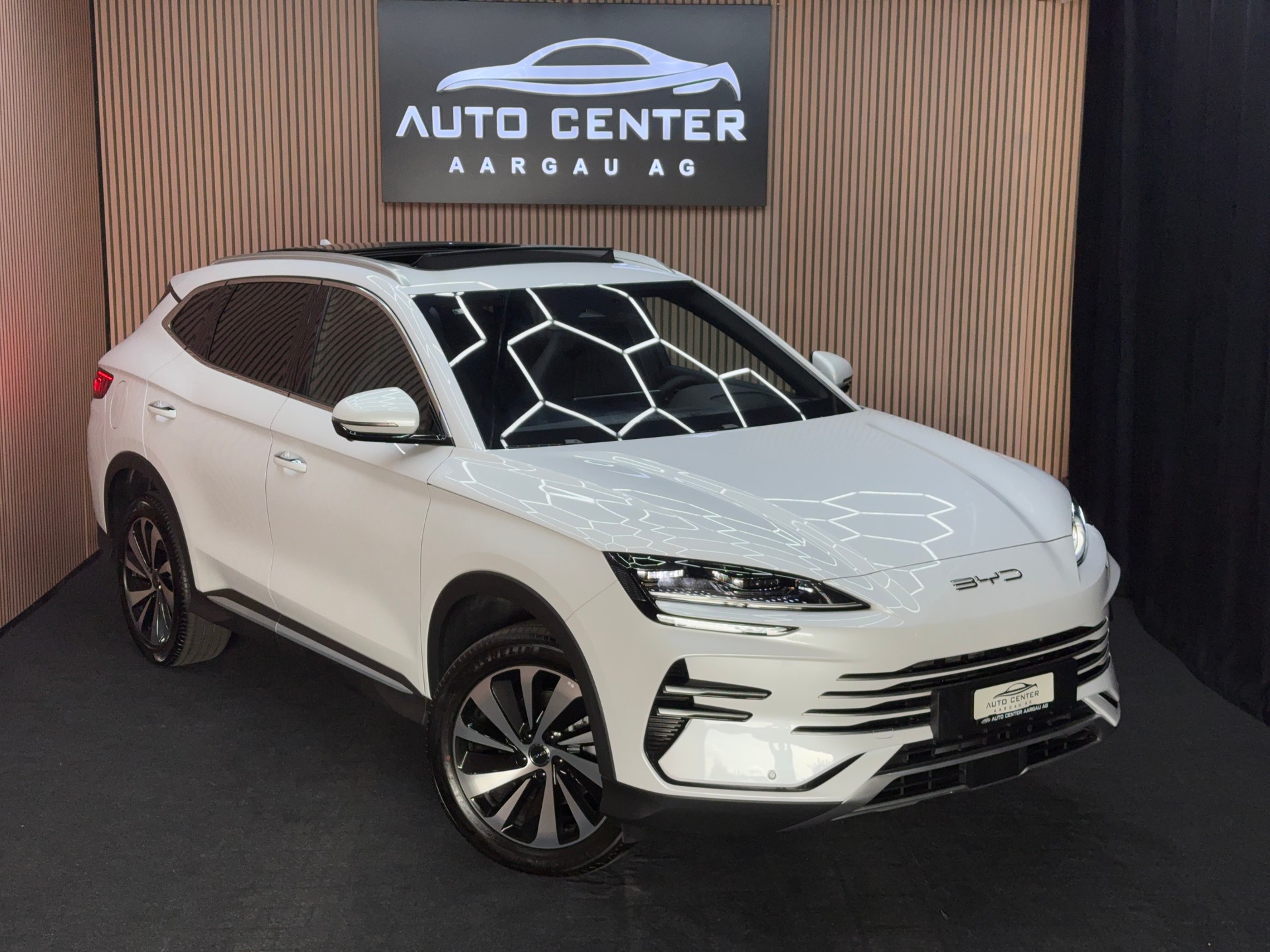 BYD Seal U DM-i Design AWD 4x4 *ab CHF 329.-/ Monat*