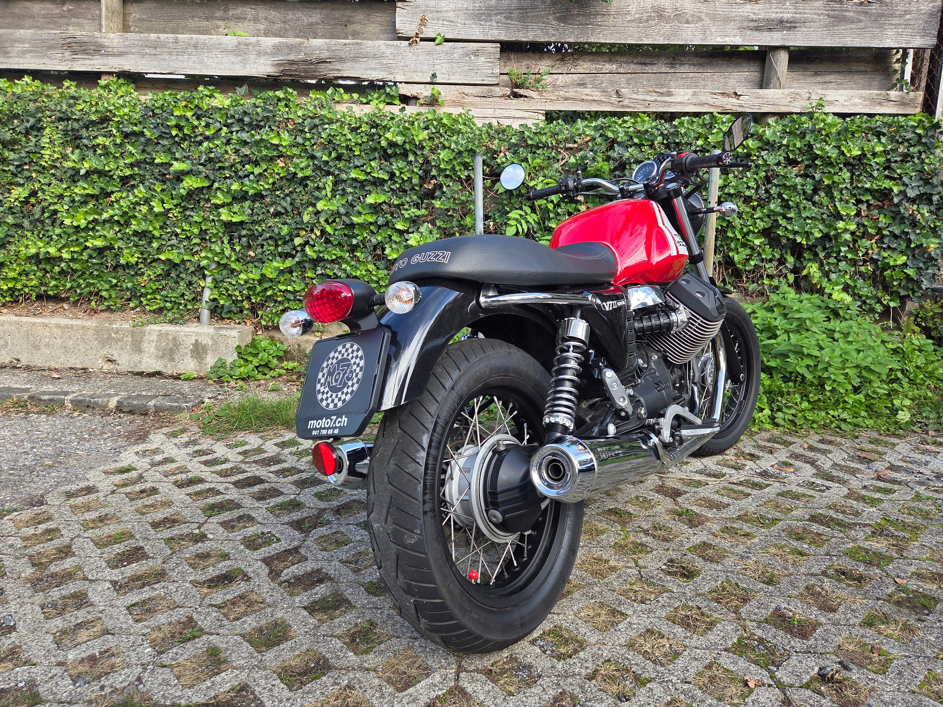 MOTO GUZZI V7 II Special 750 ABS-image-4